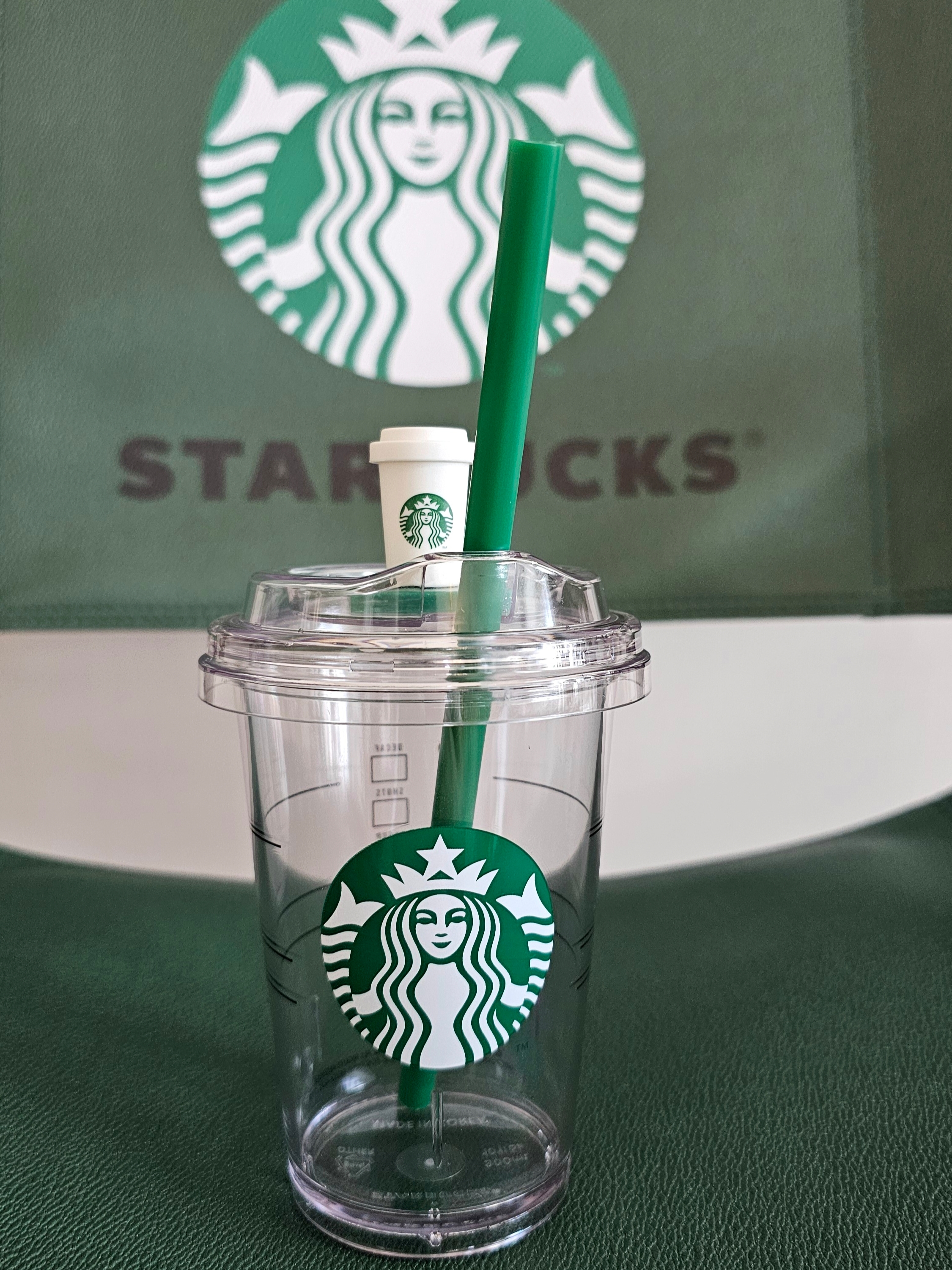 Starbucks Siren Mini Cold Cup 300ml 착용 스타일
