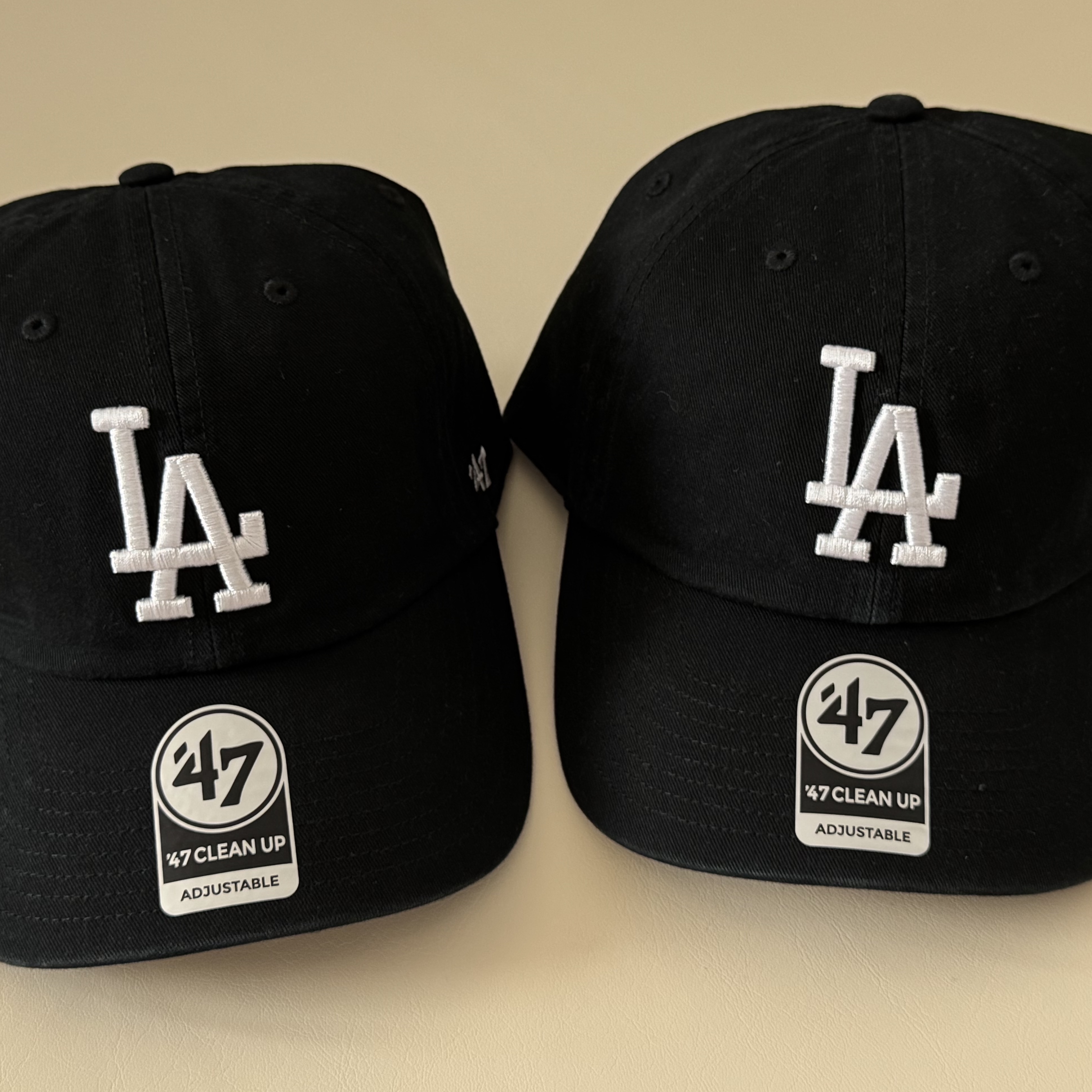 47 Brand LA Dodgers BW Clean Up Black 착용 스타일