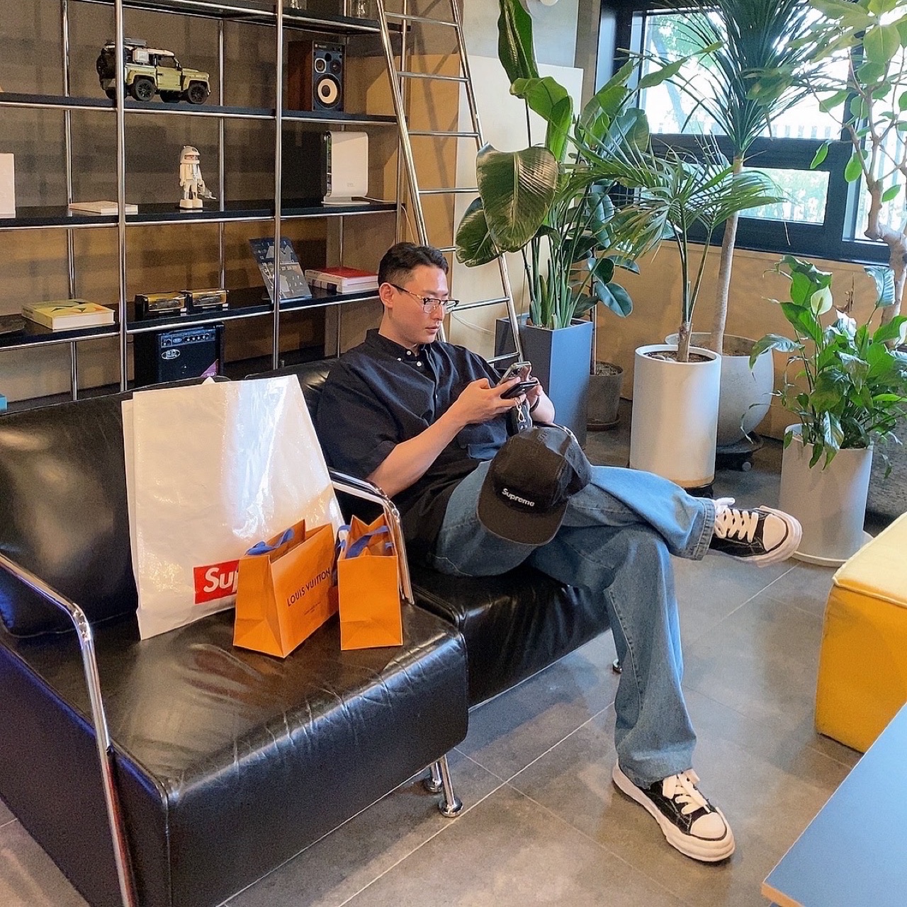 Maison Mihara Yasuhiro Peterson23 OG Sole Canvas Low-top Sneakers Black, Louis Vuitton Porte Kartes Magnet Monogram Eclipse 착용 스타일