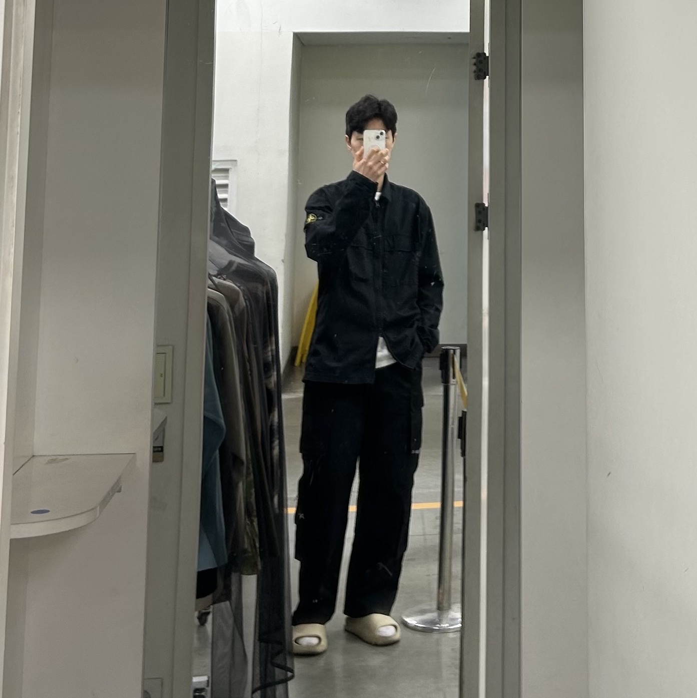 Stone Island 10210 Double Pocket Cotton Overshirt Black - 23SS 착용 스타일