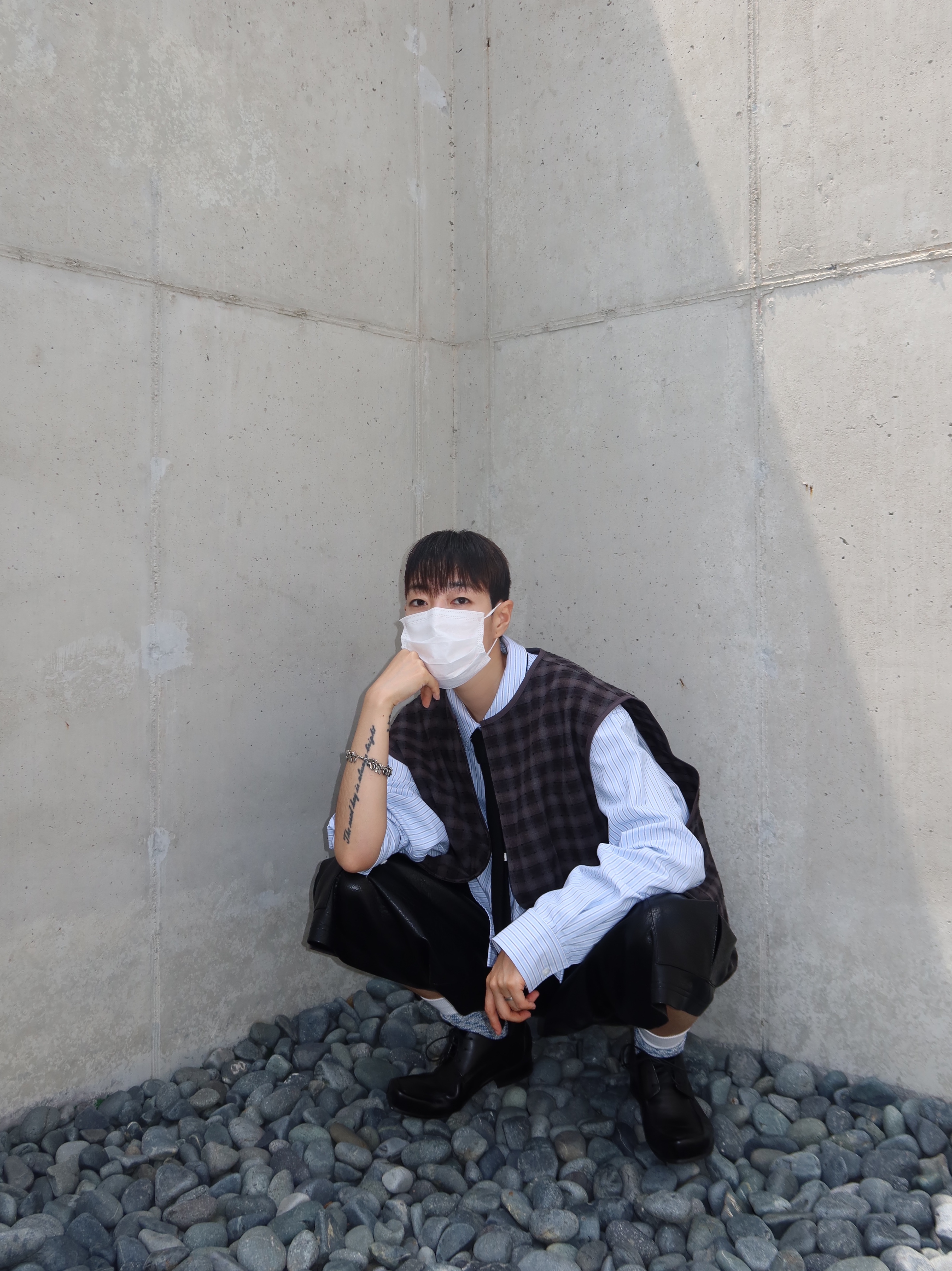 Hono Report Summer Breathable Vest Shadow Check, Hono Report Leaf Bracelet 착용 스타일 - 4