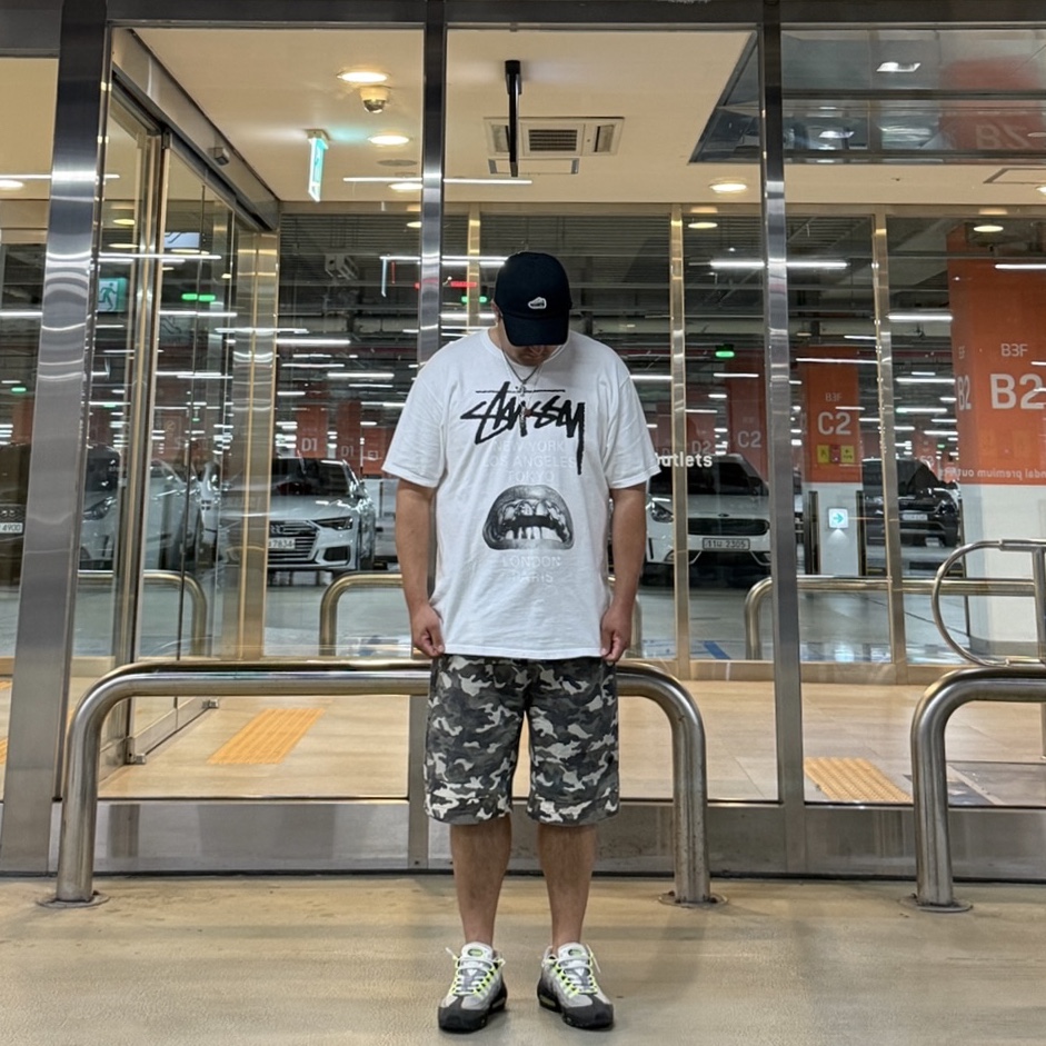 Stussy x Rick Owens 40 WT T-Shirt, Nike Air Max 95 OG Neon 2015 착용 스타일 - 1
