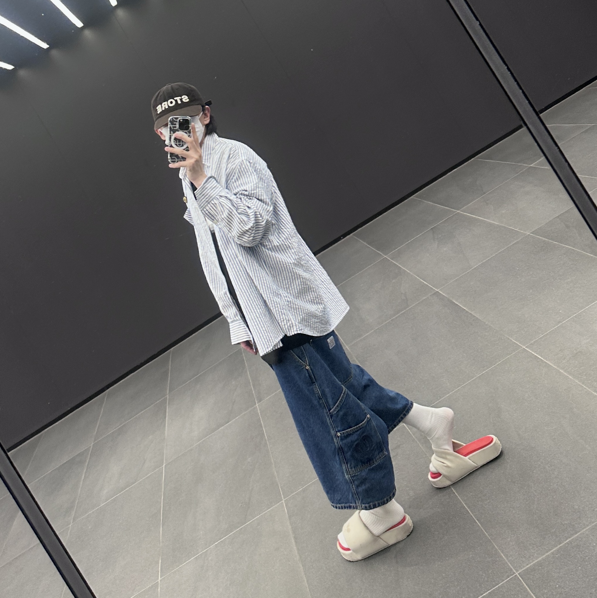 Y-3 Slide Brown Red 착용 스타일 - 4