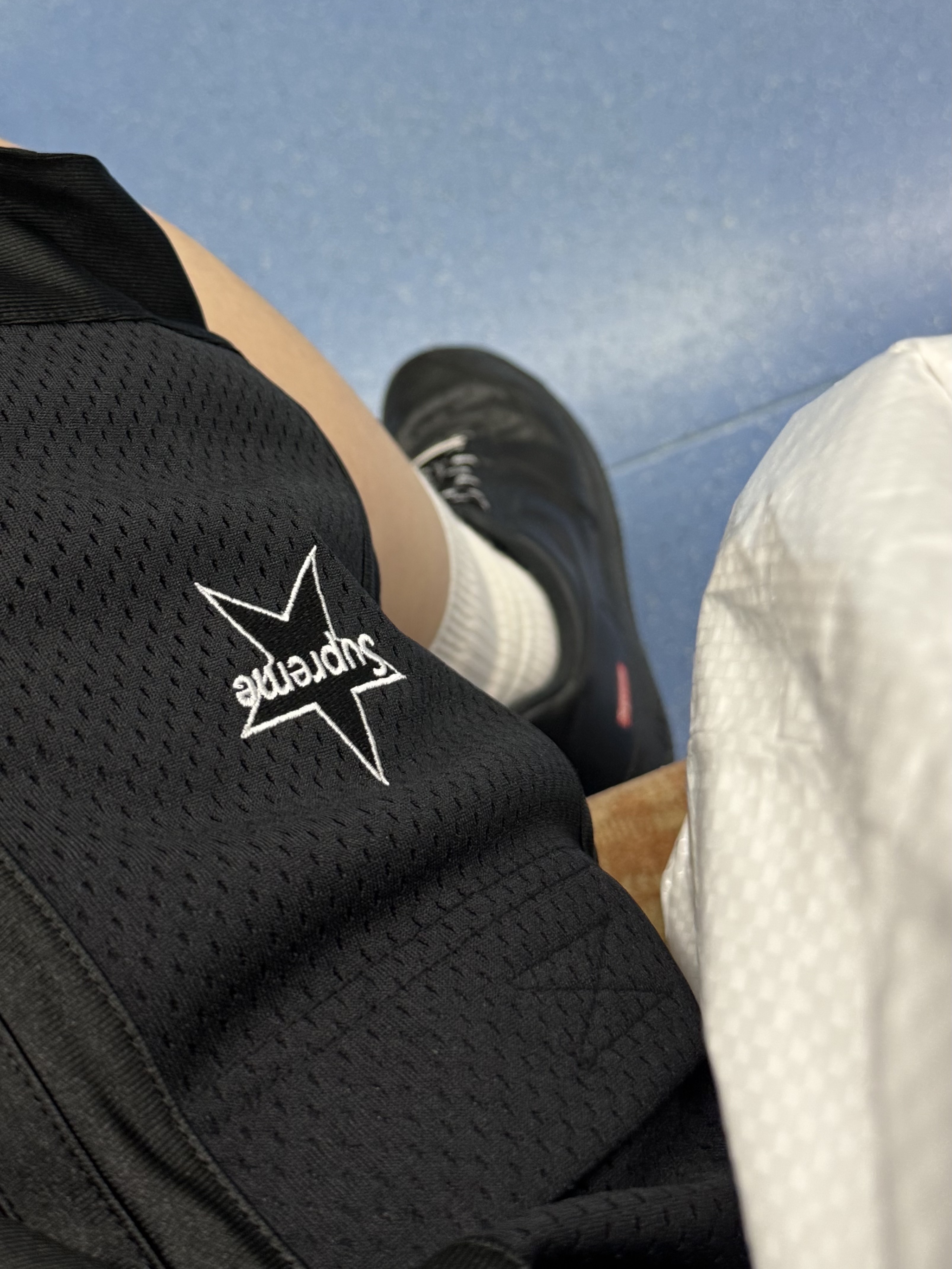 Supreme Side Pocket Basketball Shorts Black - 25SS, Nike x Supreme Air Force 1 Low Black 착용 스타일