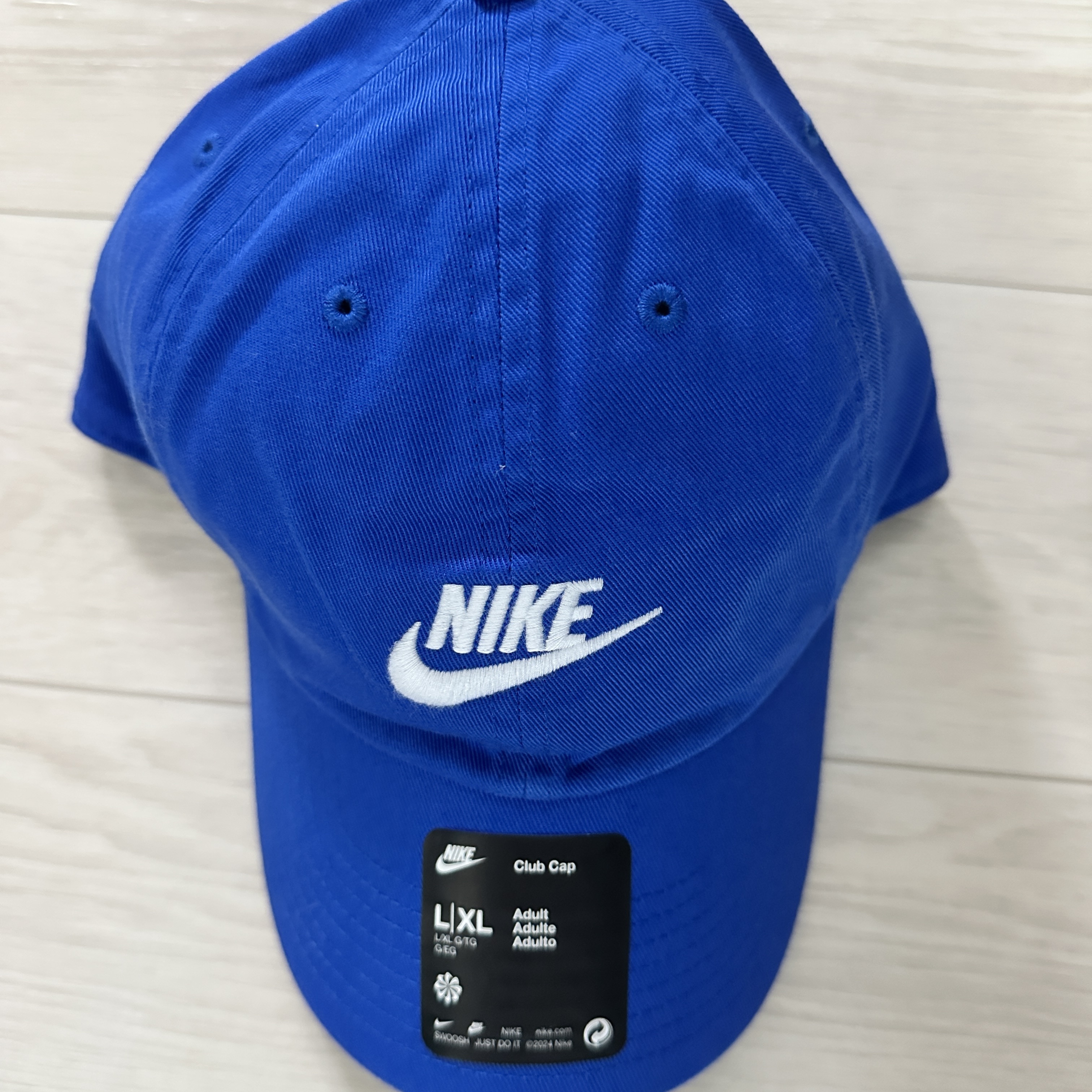 Nike Club Unstructured Futura Washed Cap Game Royal 착용 스타일