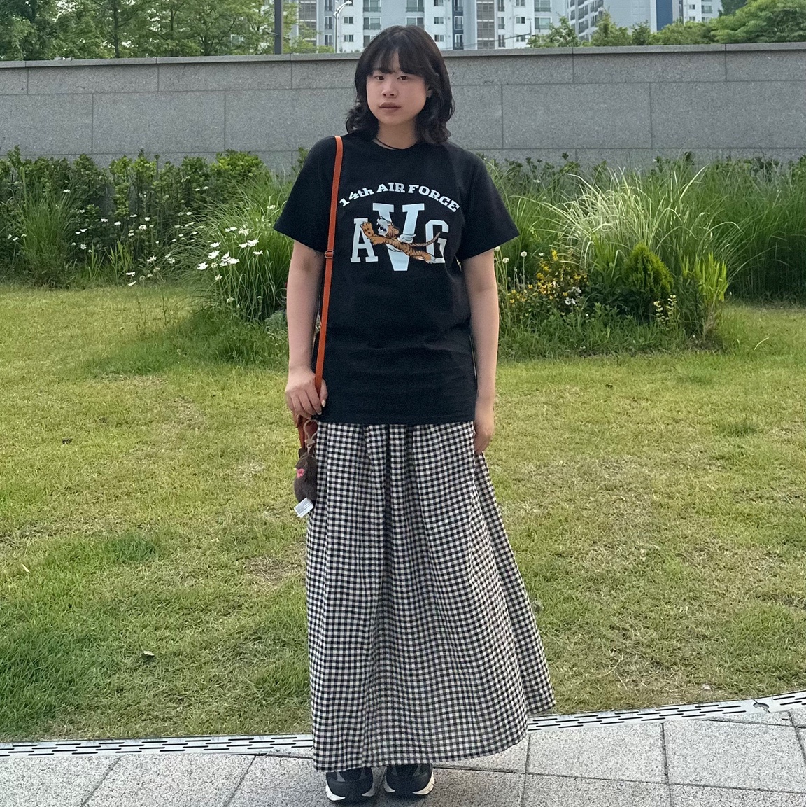 Gildan X American Collection AVG TIGER T-Shirt Black 착용 스타일 - 4