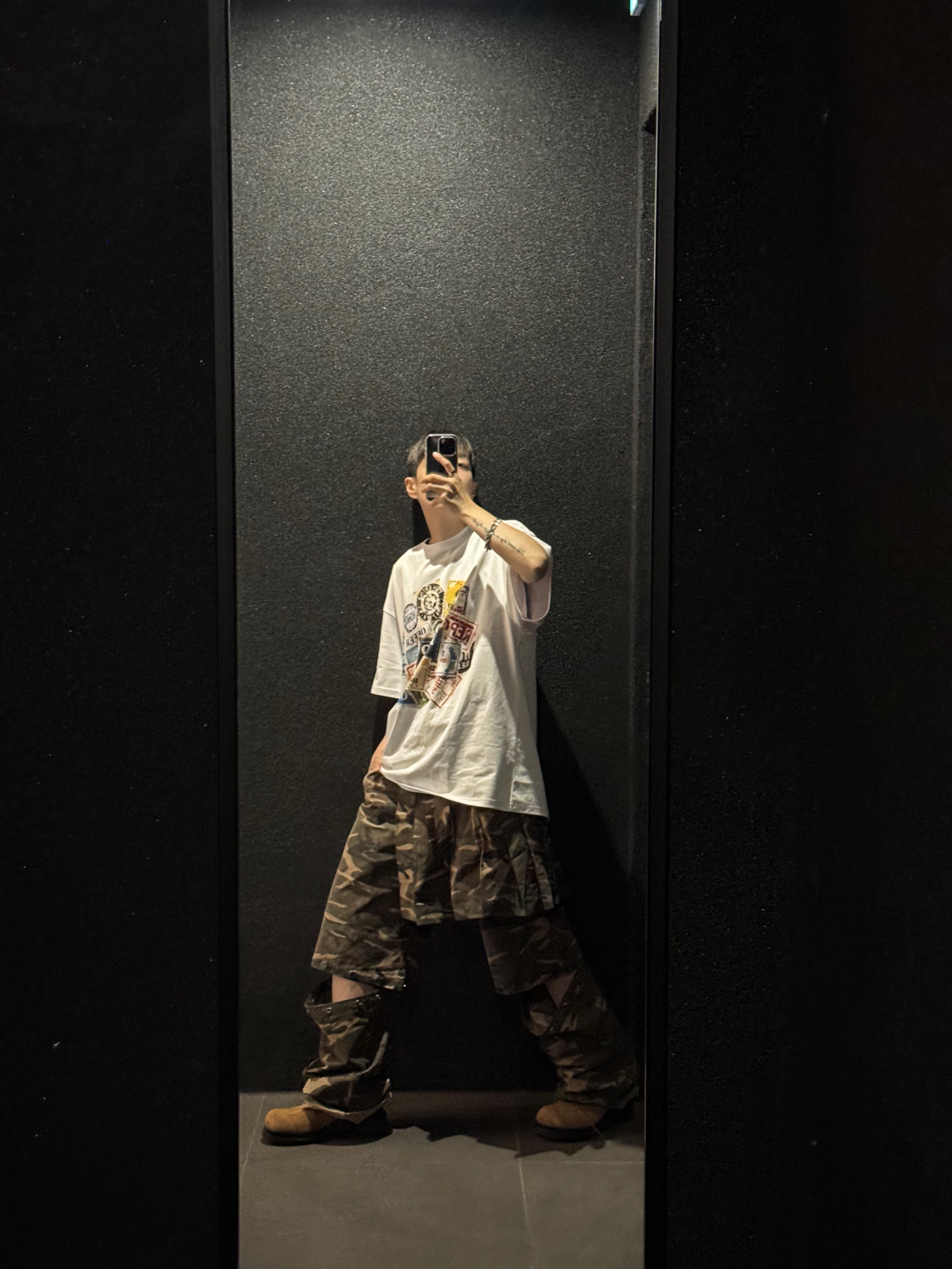 Hono Report Stamp T-Shirt White, Hono Report Leaf Bracelet 착용 스타일 - 4