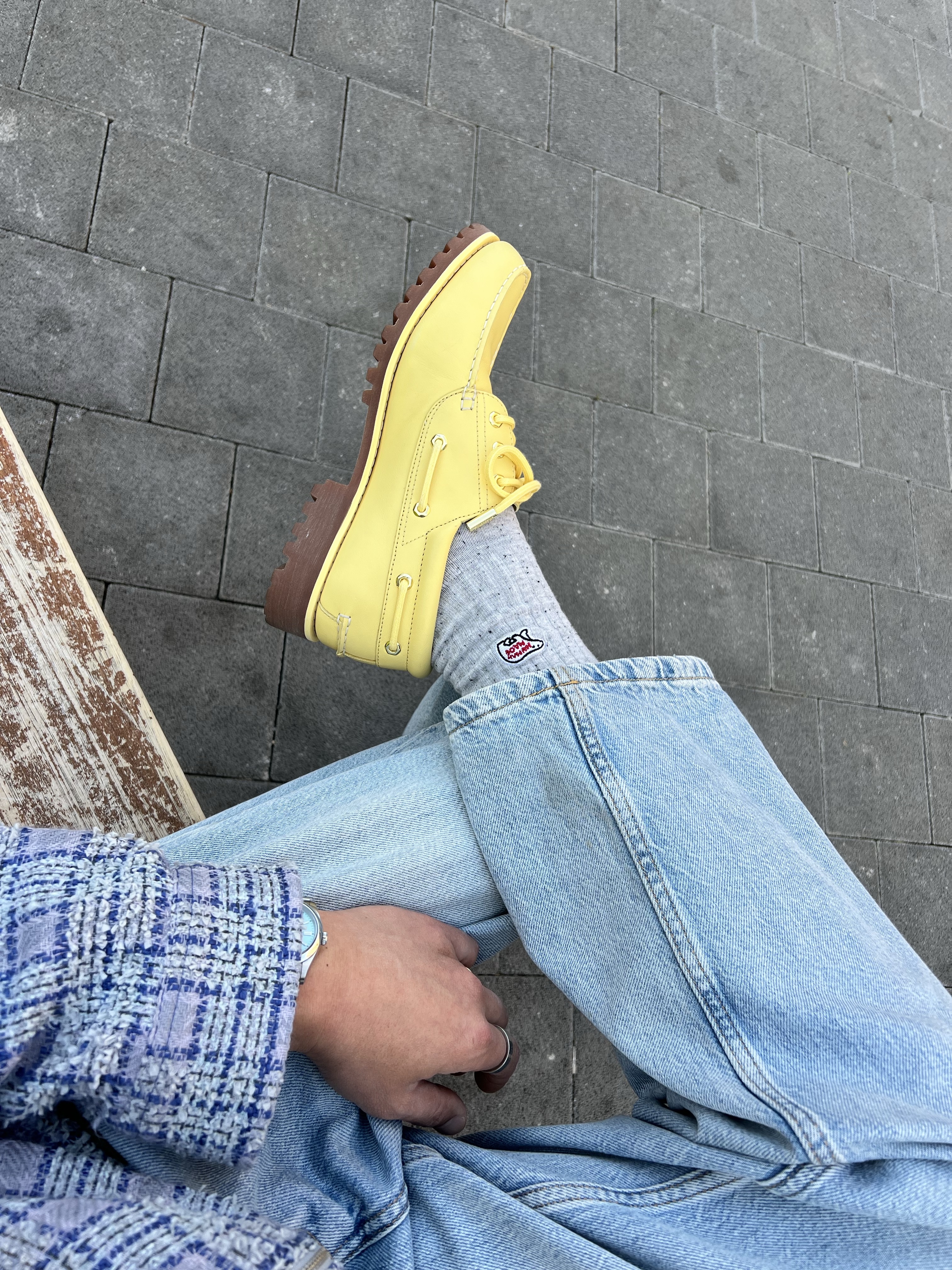 Timberland x Jacquemus 3-Eye Lug Boat Shoes Yellow - Medium 착용 스타일 - 1