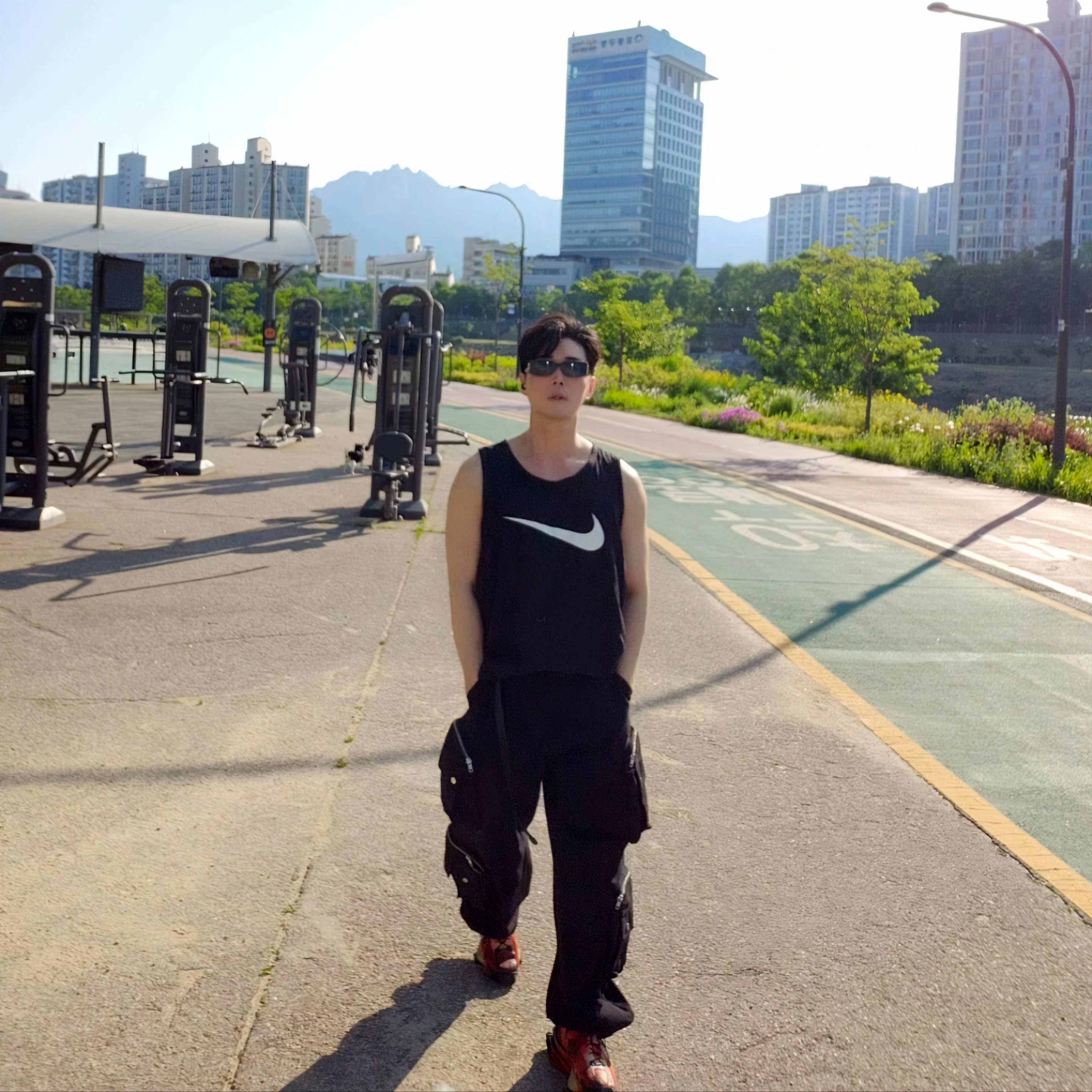Nike x Matthew M Williams Zoom 004 Rust Factor 착용 스타일