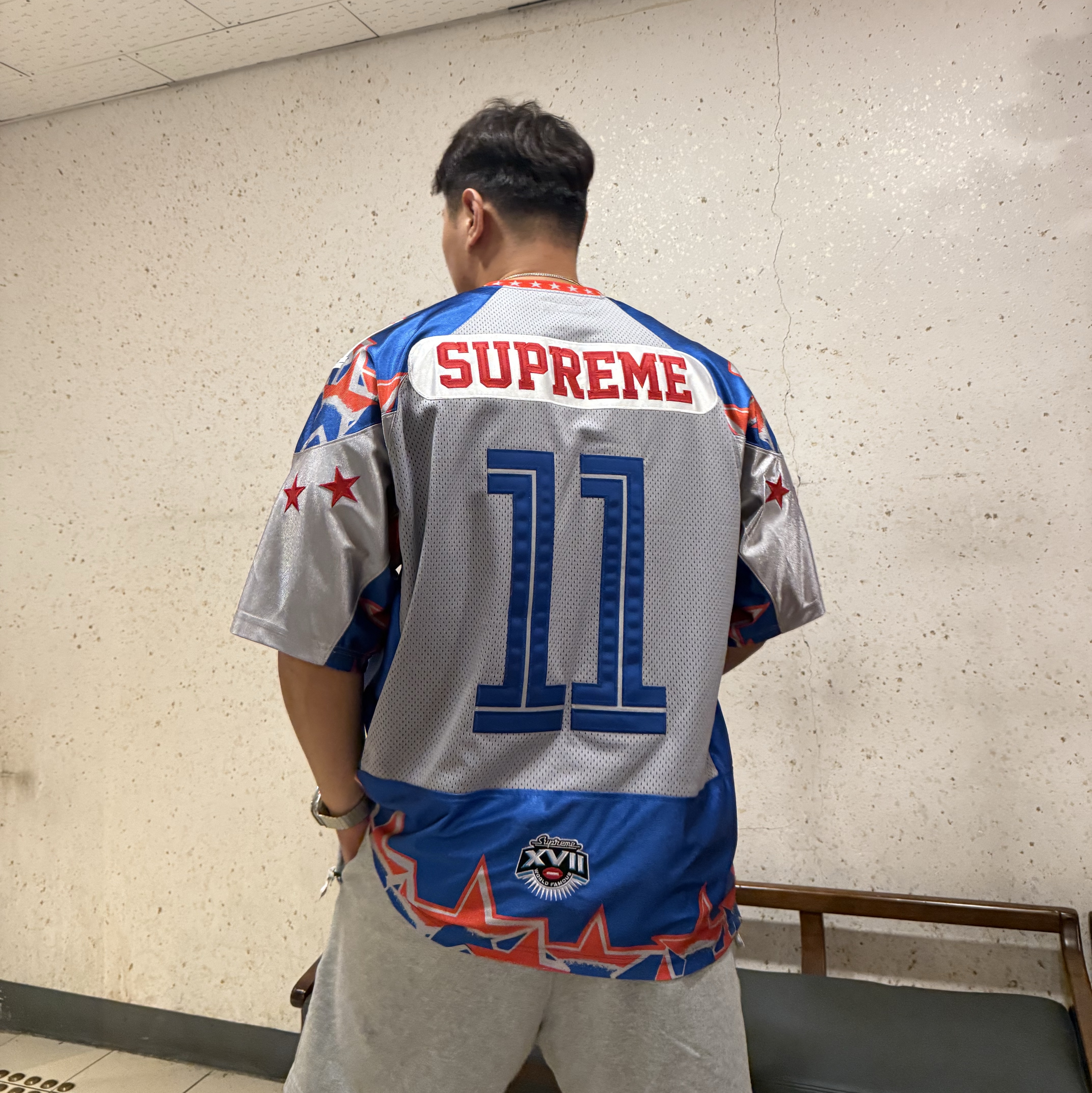 Supreme Stars Football Jersey Royal - 25SS 착용 스타일