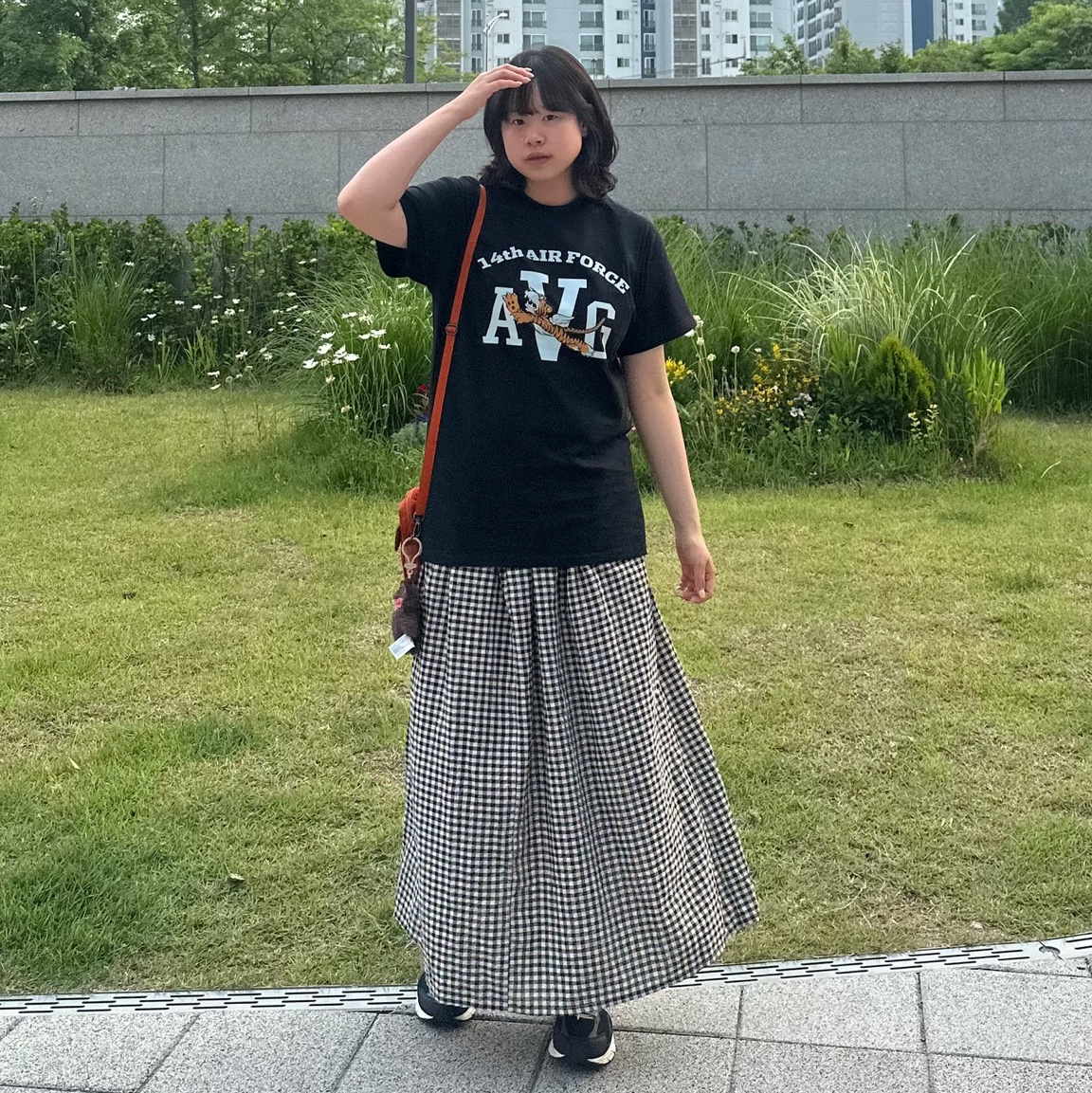 Gildan X American Collection AVG TIGER T-Shirt Black 착용 스타일 - 6