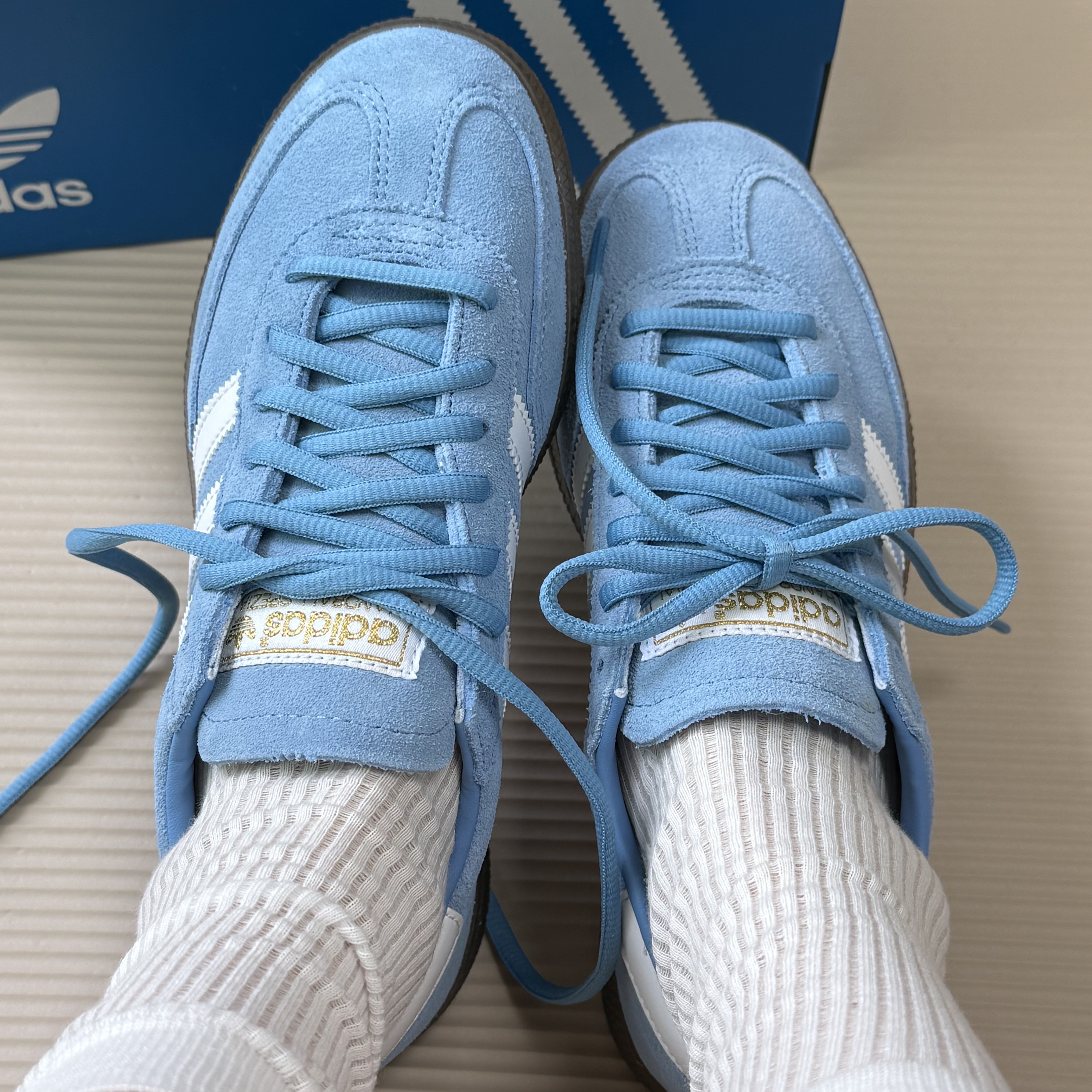 Adidas Spezial Handball Light Blue 착용 스타일 - 2