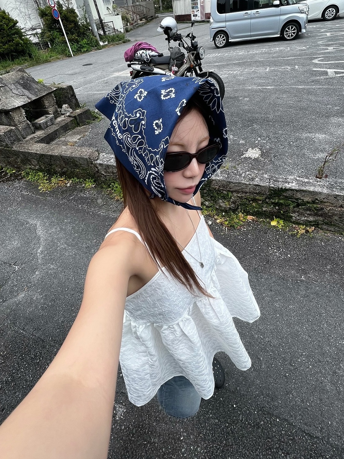 Supreme Hav-A-Hank Bandanas Multicolor (Set of 3) - 24SS 착용 스타일