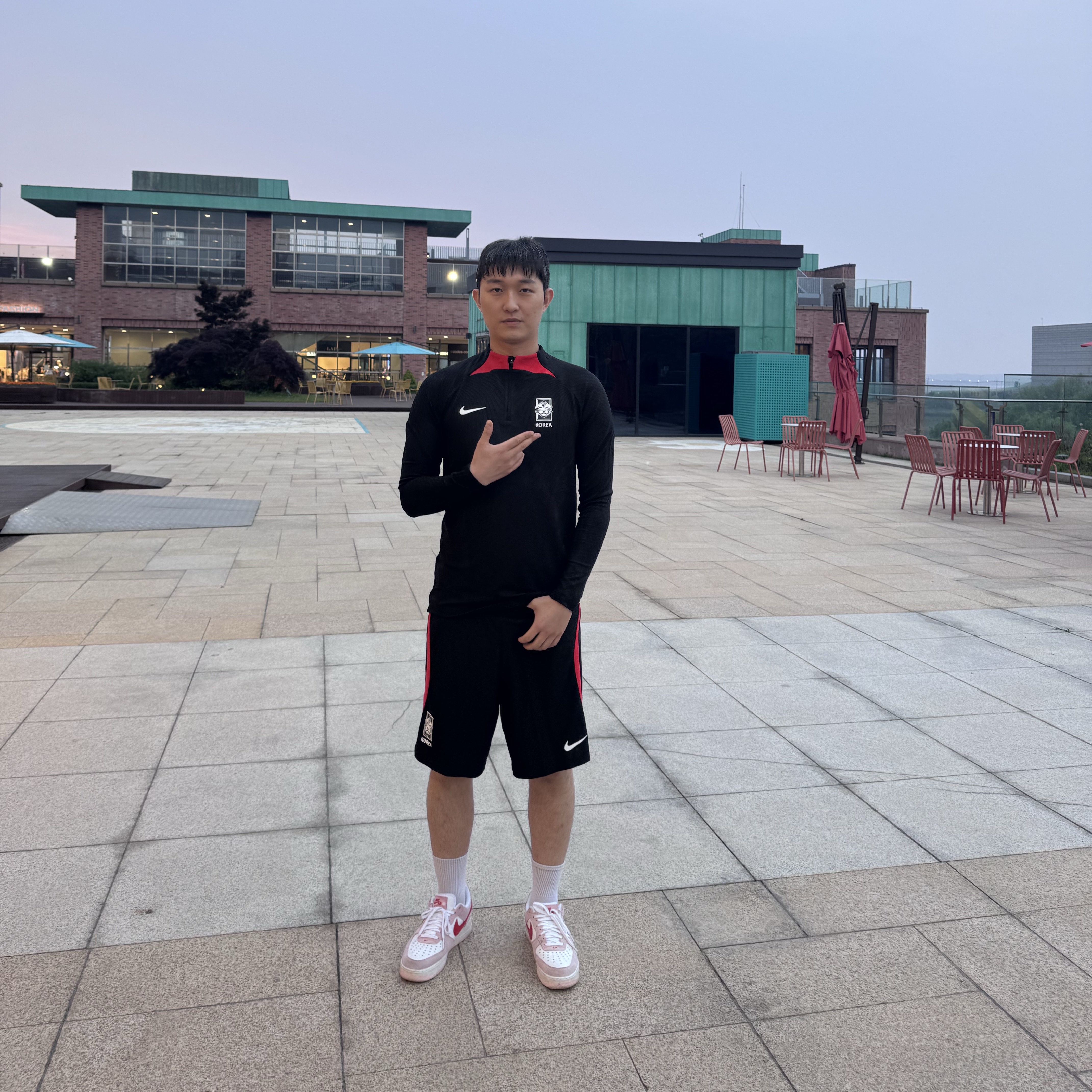 Nike Korea Strike Elite Dri-Fit ADV Knit Soccer Shorts Black - Asia, Nike Korea Strike Elite Dri-Fit Knit Soccer Drill Top Black - Asia 착용 스타일 - 2