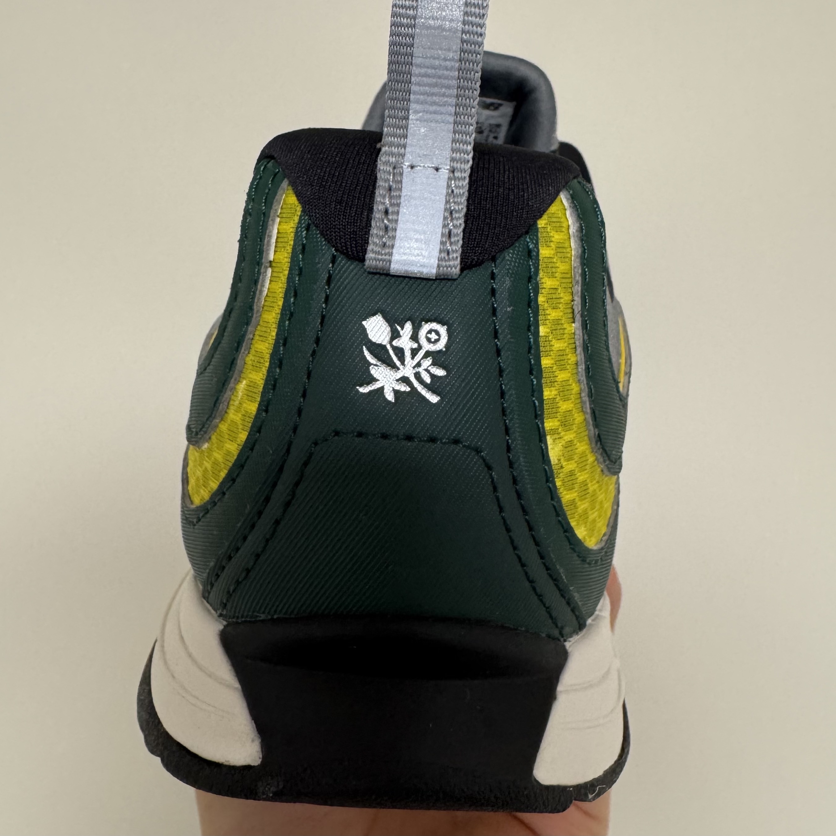 New Balance x Aime Leon Dore RC56 Volt Green 착용 스타일 - 3