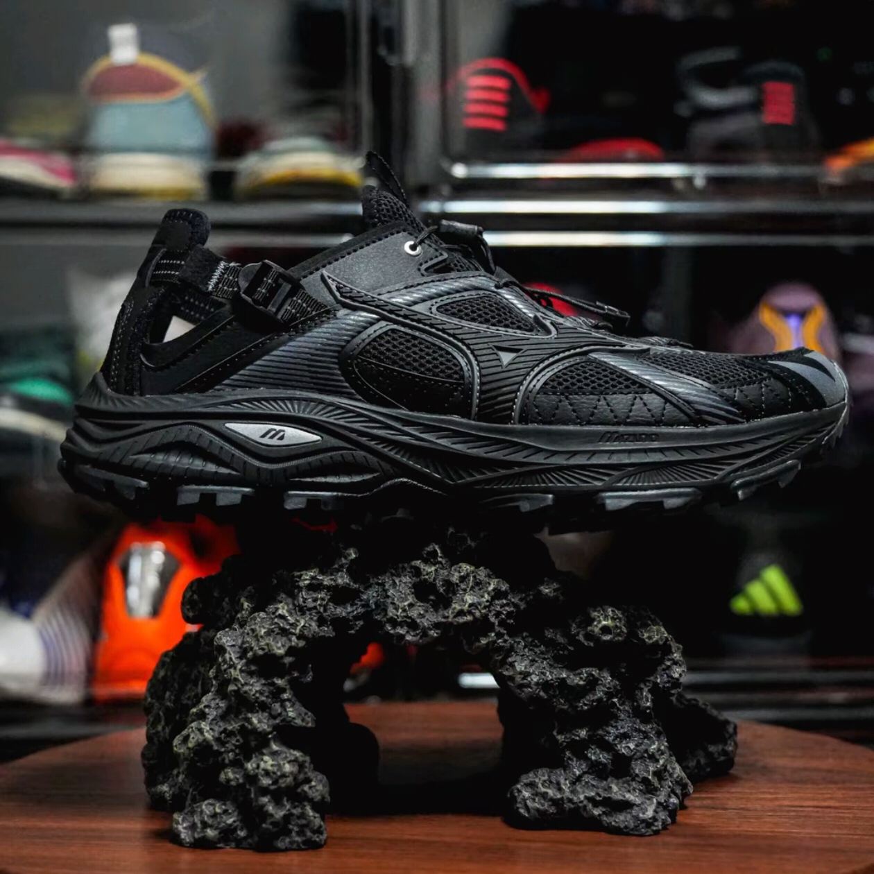 Mizuno Racer Trail SE Black 착용 스타일 - 1