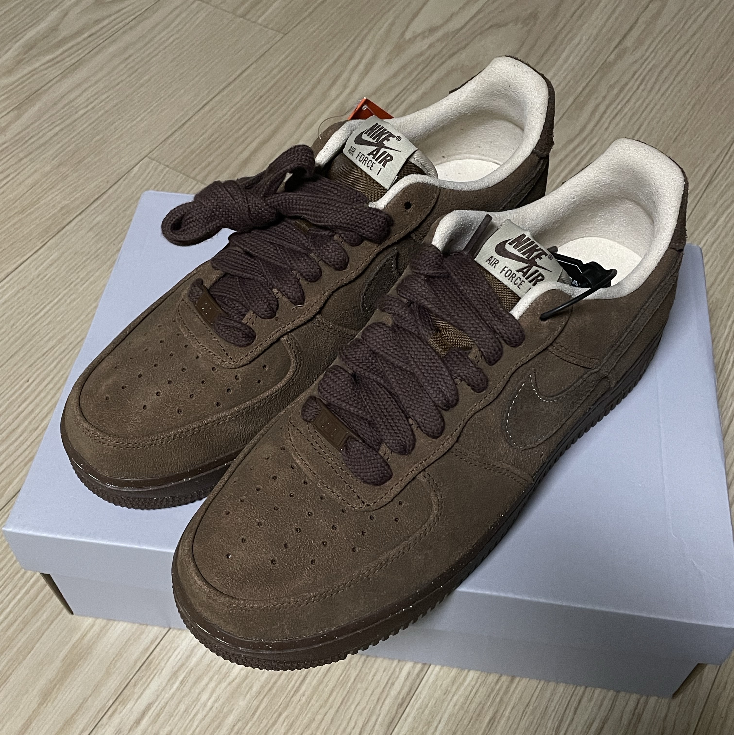 (W) Nike Air Force 1 '07 Cacao Wow 착용 스타일