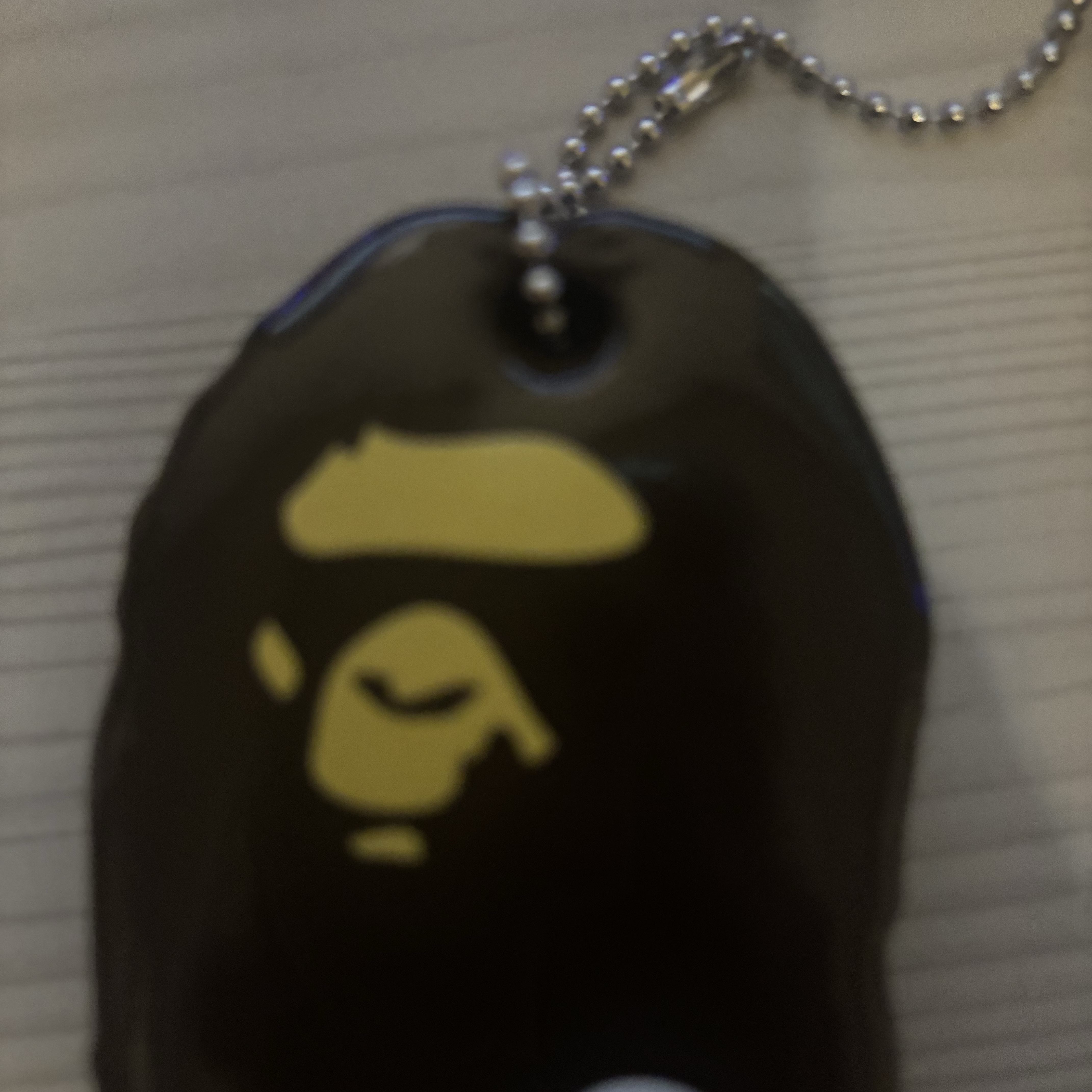 BAPE Ape Head Keychain (Synthetic Rubber) 착용 스타일