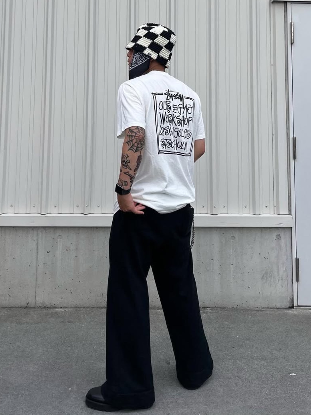 Stussy x Heal The Bay Summit To Sea Pigment Dyed T-Shirt Natural, Stussy Built Tough T-Shirt White 착용 스타일 - 4