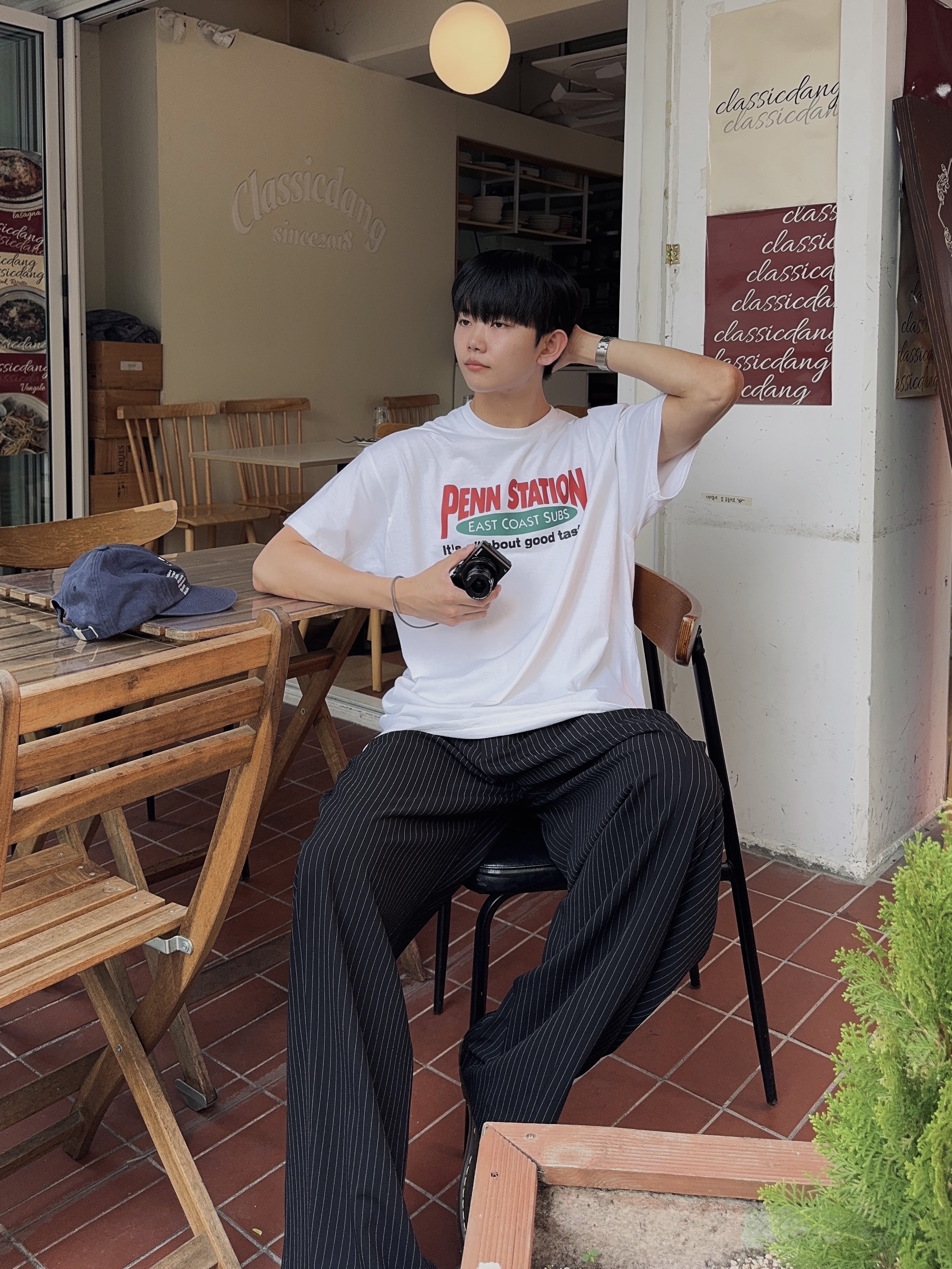 Gildan X American Collection PENN STATION T-Shirt White 착용 스타일 - 2