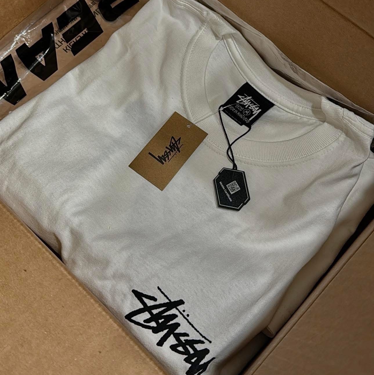 Stussy Cherries T-Shirt White 착용 스타일