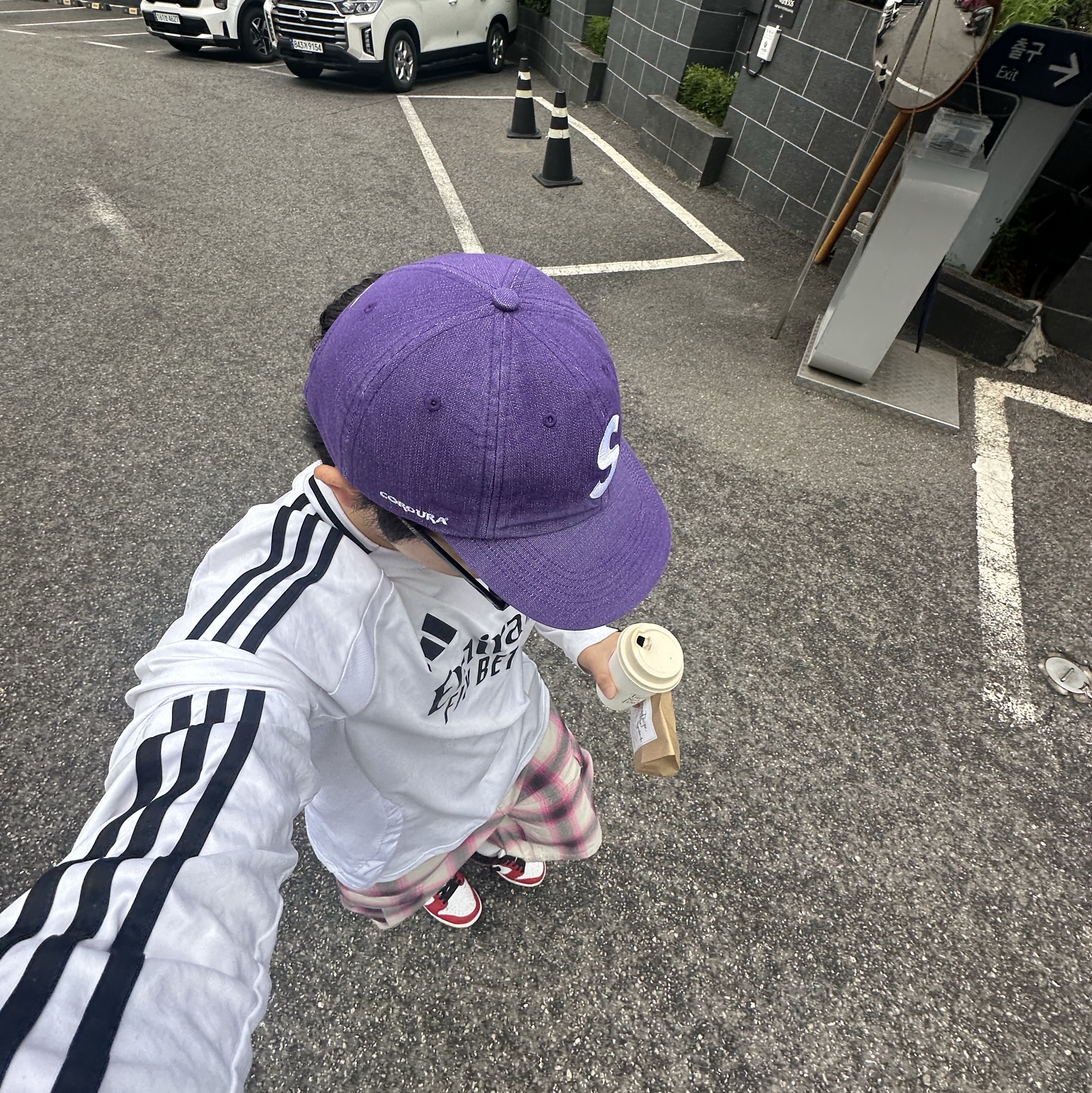 Supreme Cordura Denim S Logo 6-Panel Purple - 25SS, Supreme Shadow Plaid Cargo Shorts Pink - 25SS 착용 스타일