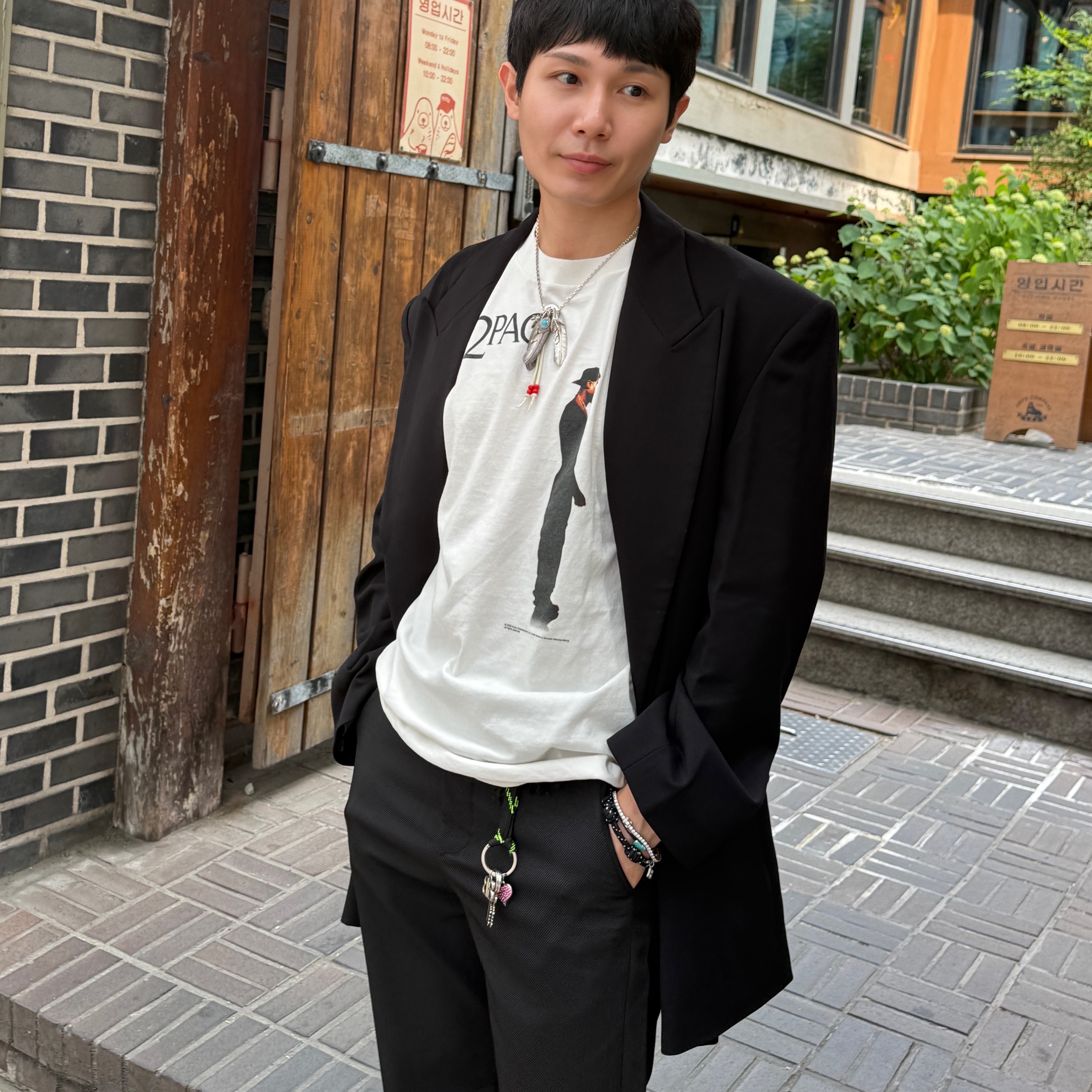 Saint Mxxxxxx x 2Pac S/S T-Shirt White - 25SS 착용 스타일 - 4