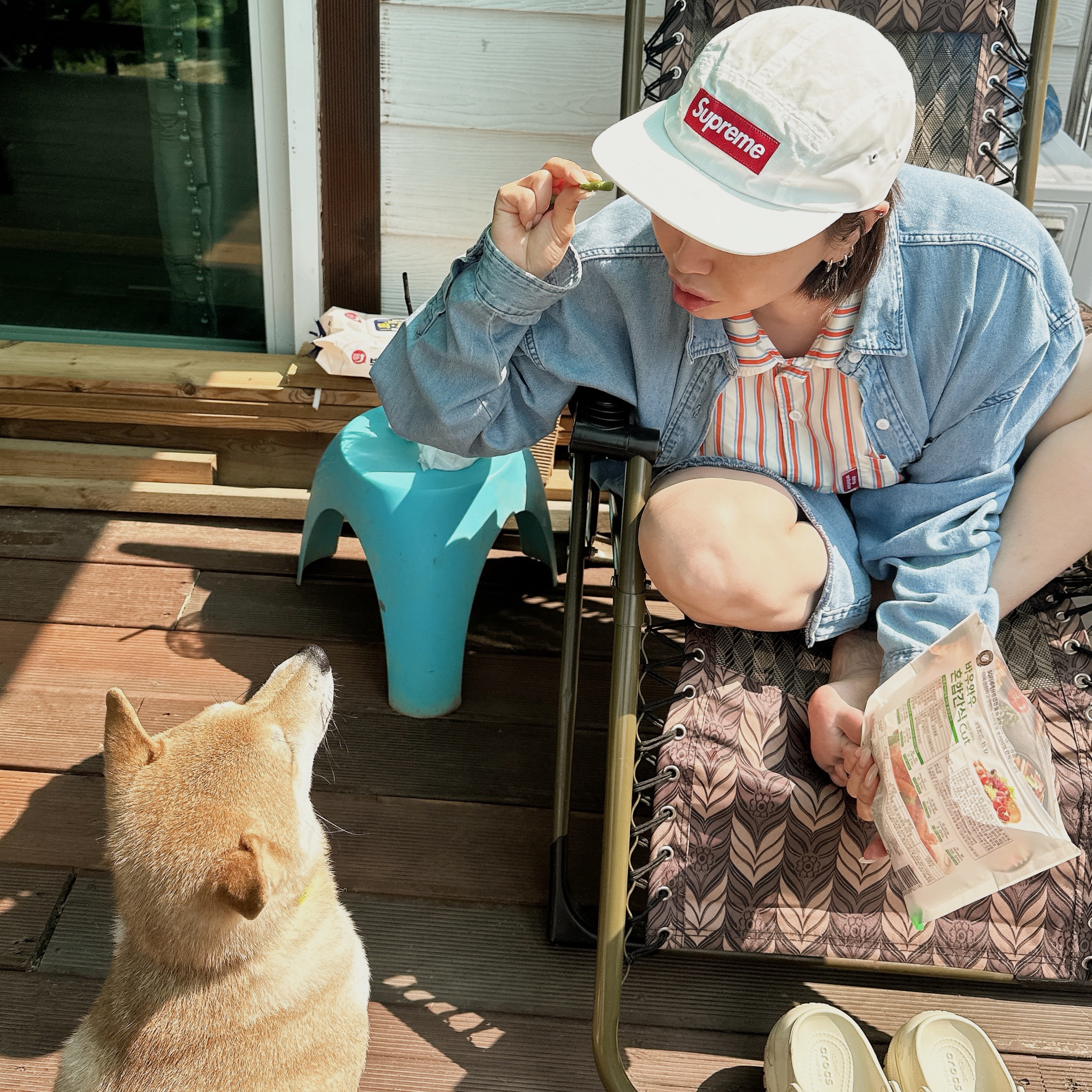 Supreme Waxed Ripstop Camp Cap White - 24FW, (W) Crocs Classic Mega Crush Clog Bone 착용 스타일 - 3