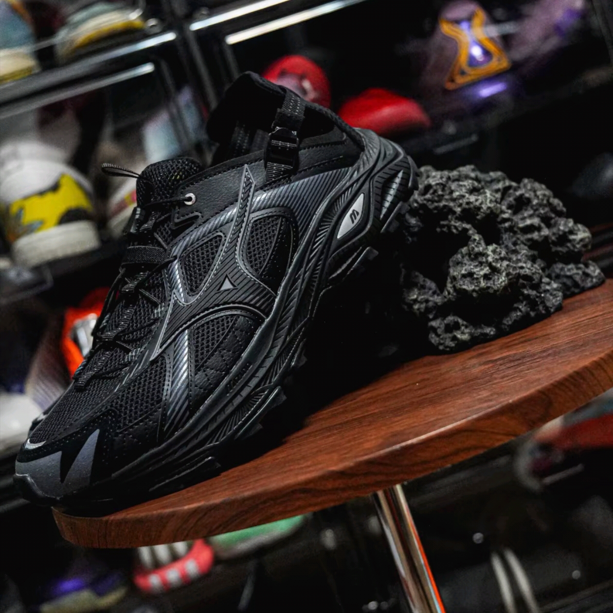 Mizuno Racer Trail SE Black 착용 스타일 - 2