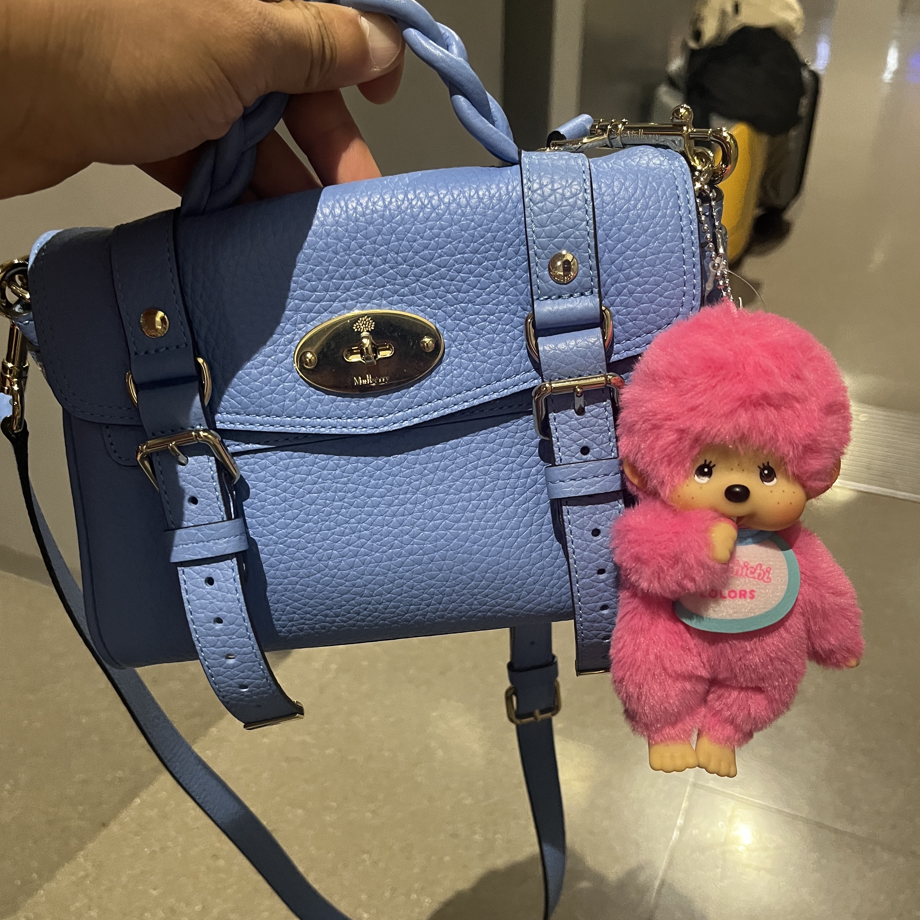 Monchhichi Colors Key Chain Berry Pink, Mulberry Heavy Grain Mini Alexa Poplin Blue 착용 스타일