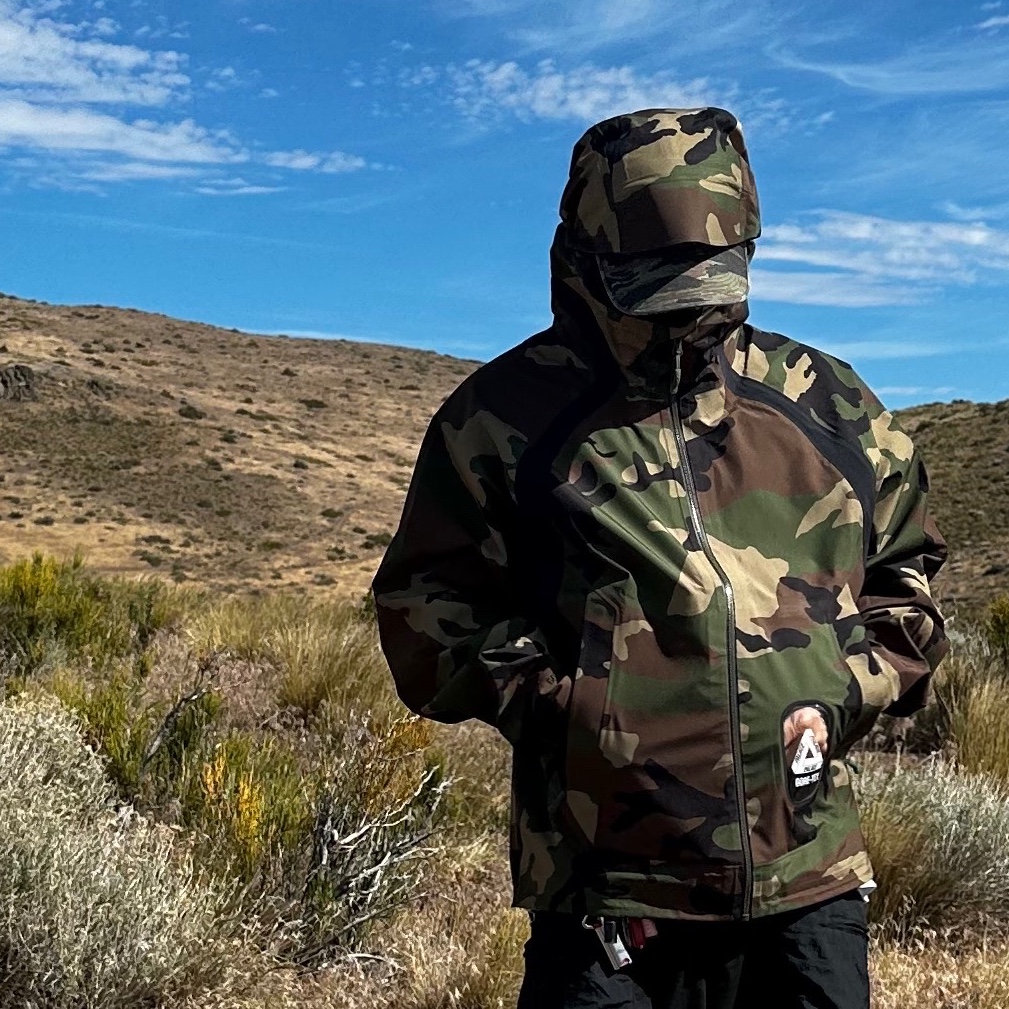 Palace Gore-Tex 3L Tek Jacket DPM Black - 25SS 착용 스타일 - 1