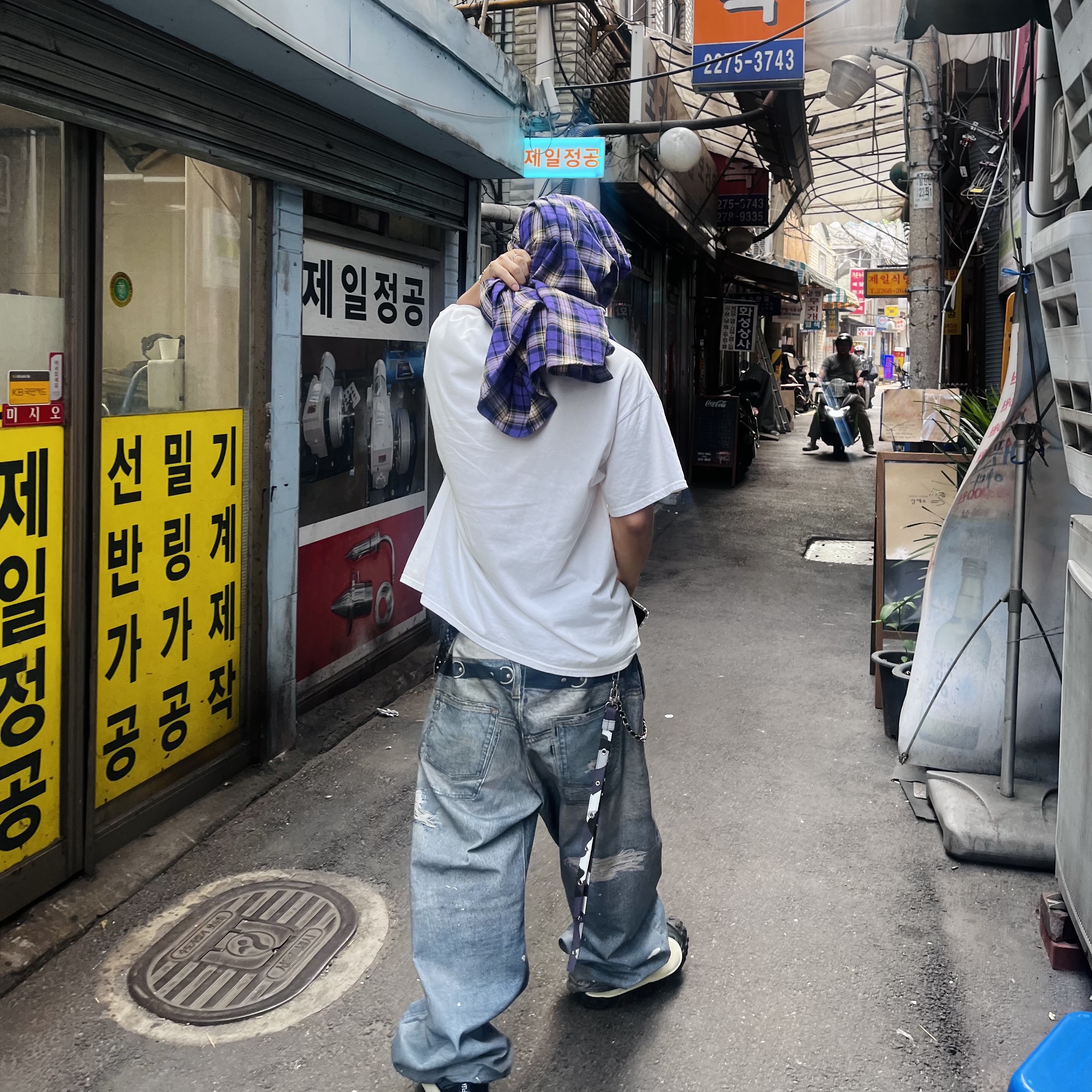 Nike x Cactus Plant Flea Market Air Flea 2 Faded Spruce, Project G/R Trompe-L’Oeil Denim Printed Pants Blue 착용 스타일 - 4