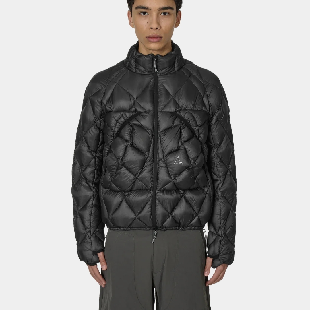 Roa Light Down Jacket Black 착용 스타일