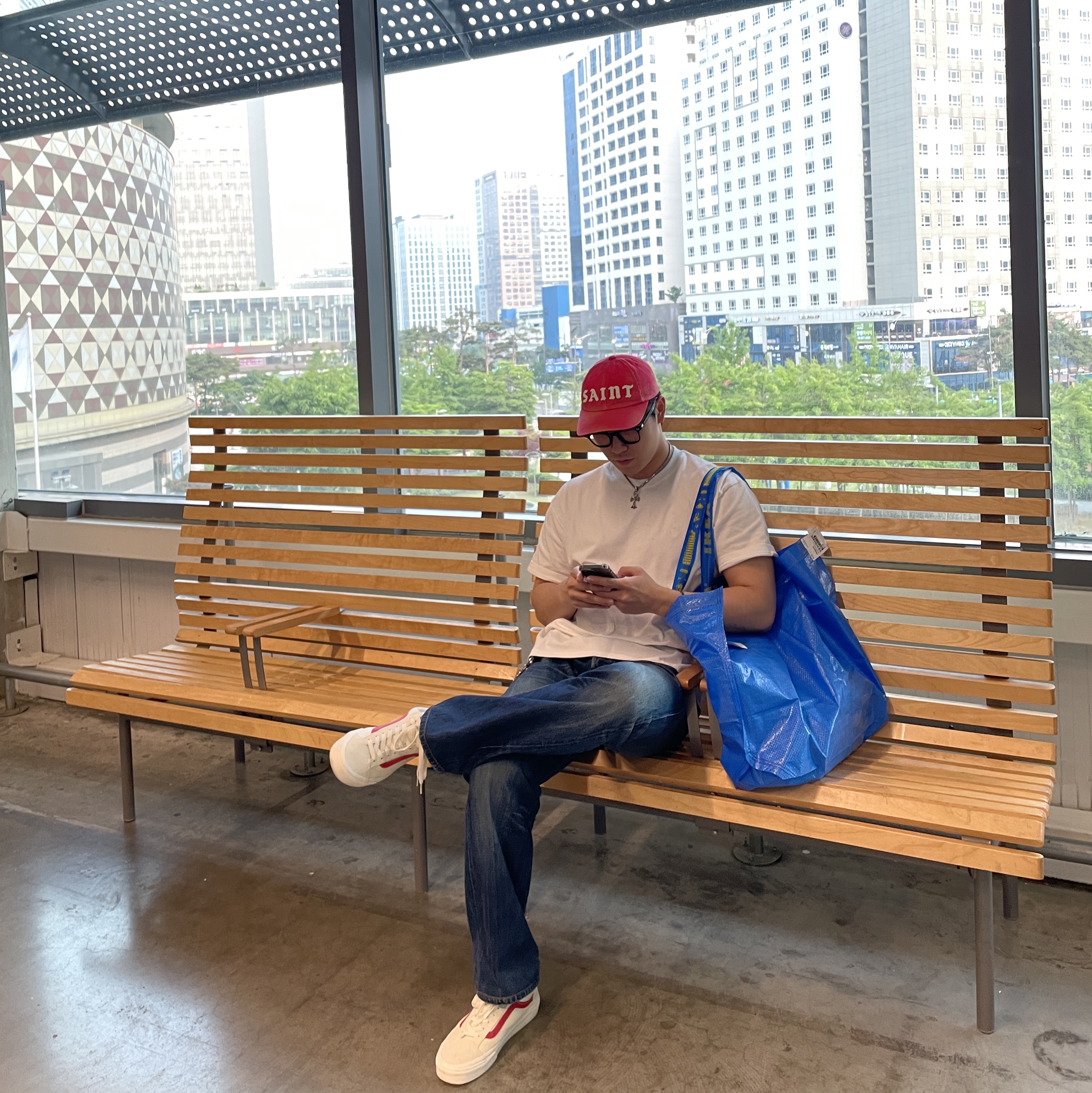 Vans Style 36 Marshmallow Racing Red, Levi's 501 Original Fit Jean Midium Indigo 착용 스타일 - 2