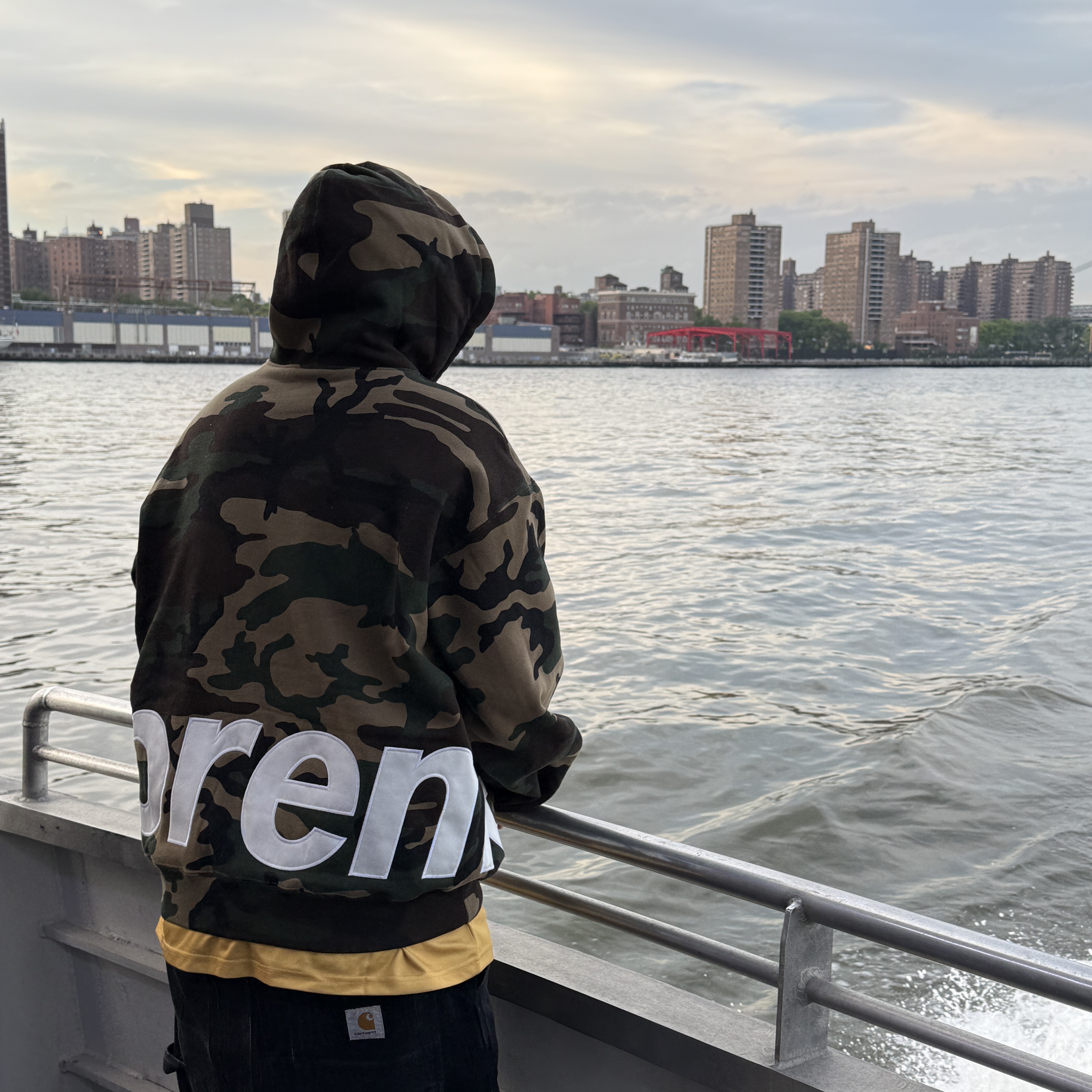 Supreme Big Logo Zip Up Hooded Sweatshirt Woodland Camo - 25SS, On Running x Post Archive Faction (Paf) Cloudmonster 2 Thorn Brown 착용 스타일 - 2