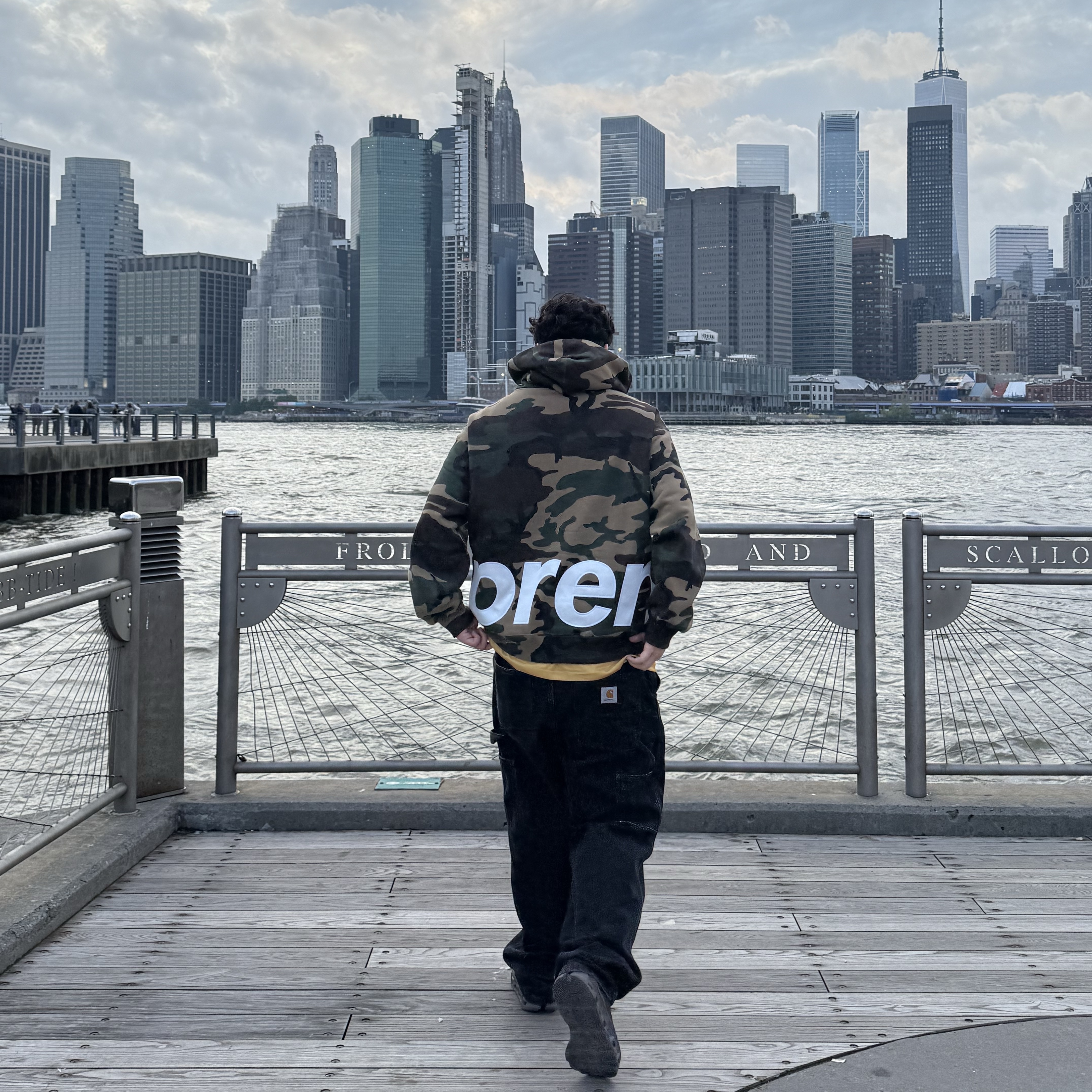Supreme Big Logo Zip Up Hooded Sweatshirt Woodland Camo - 25SS, On Running x Post Archive Faction (Paf) Cloudmonster 2 Thorn Brown 착용 스타일 - 1