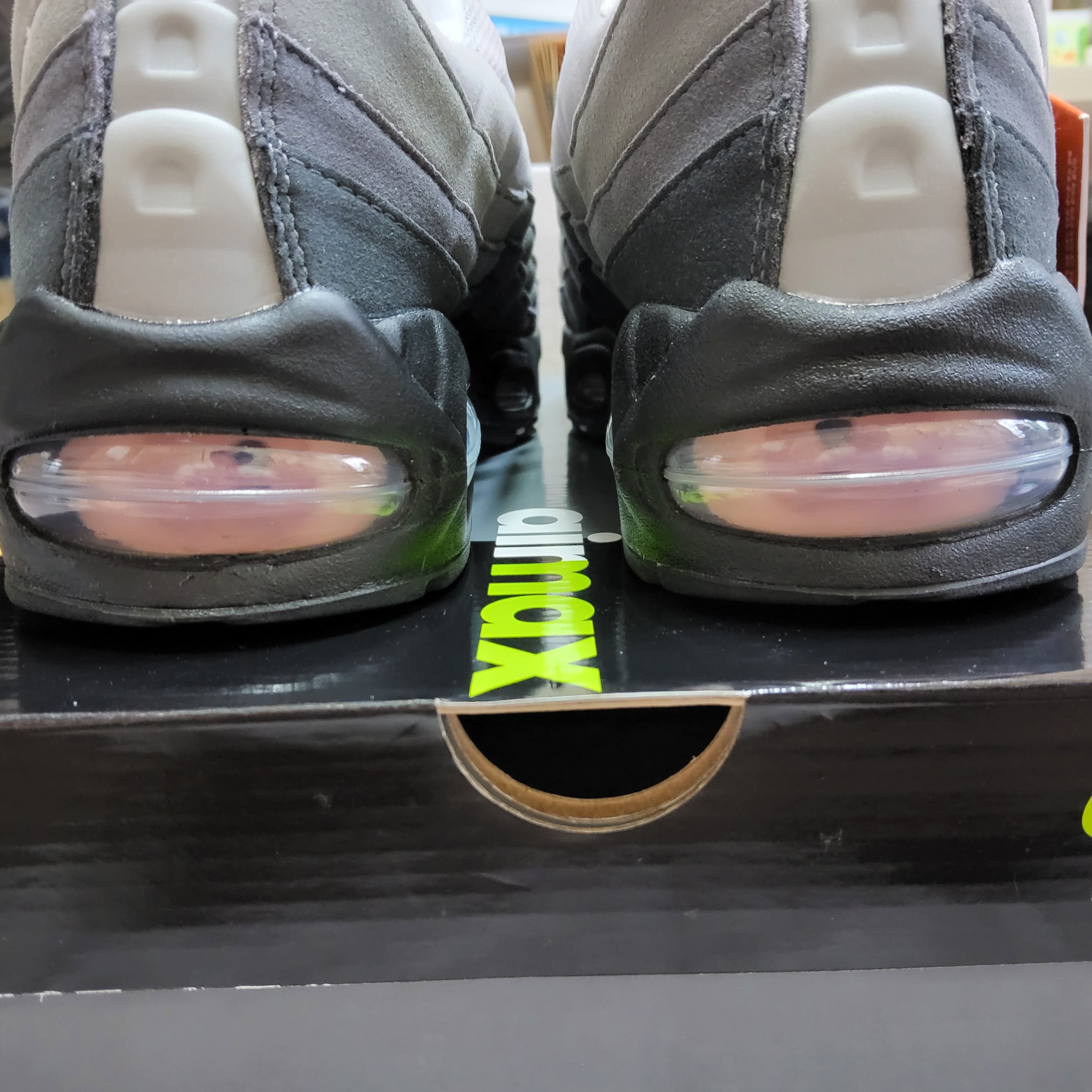 (W) Nike Air Max 95 Pink Foam 착용 스타일 - 6
