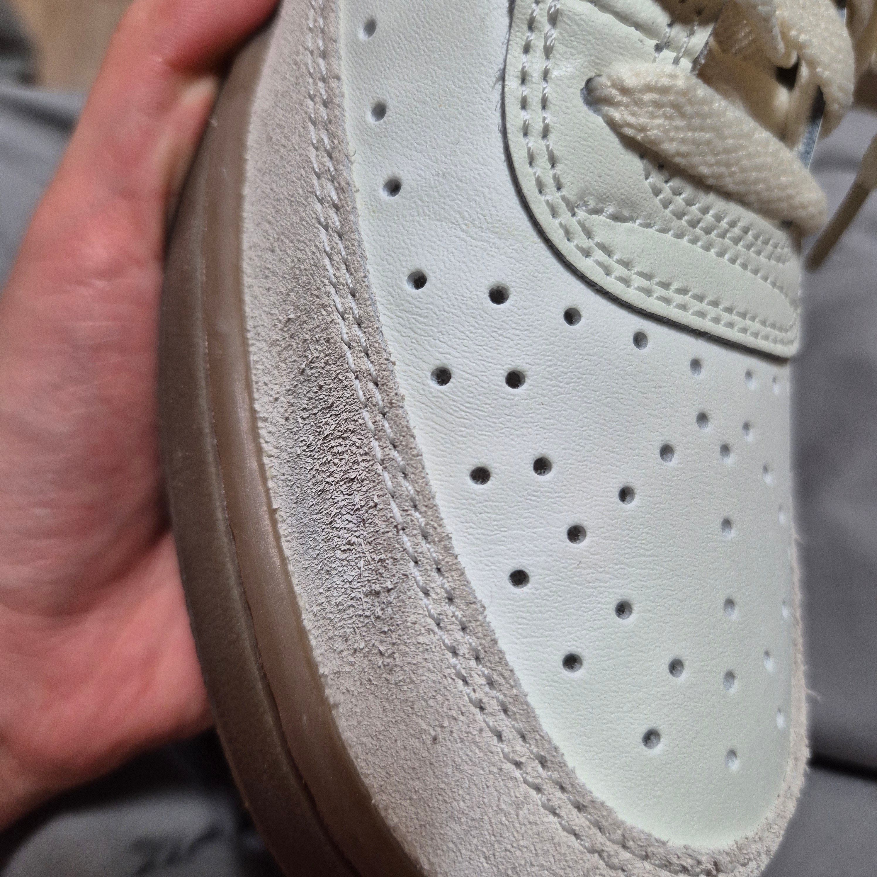 Nike Court Vision Low Sail Light Orewood Brown 착용 스타일
