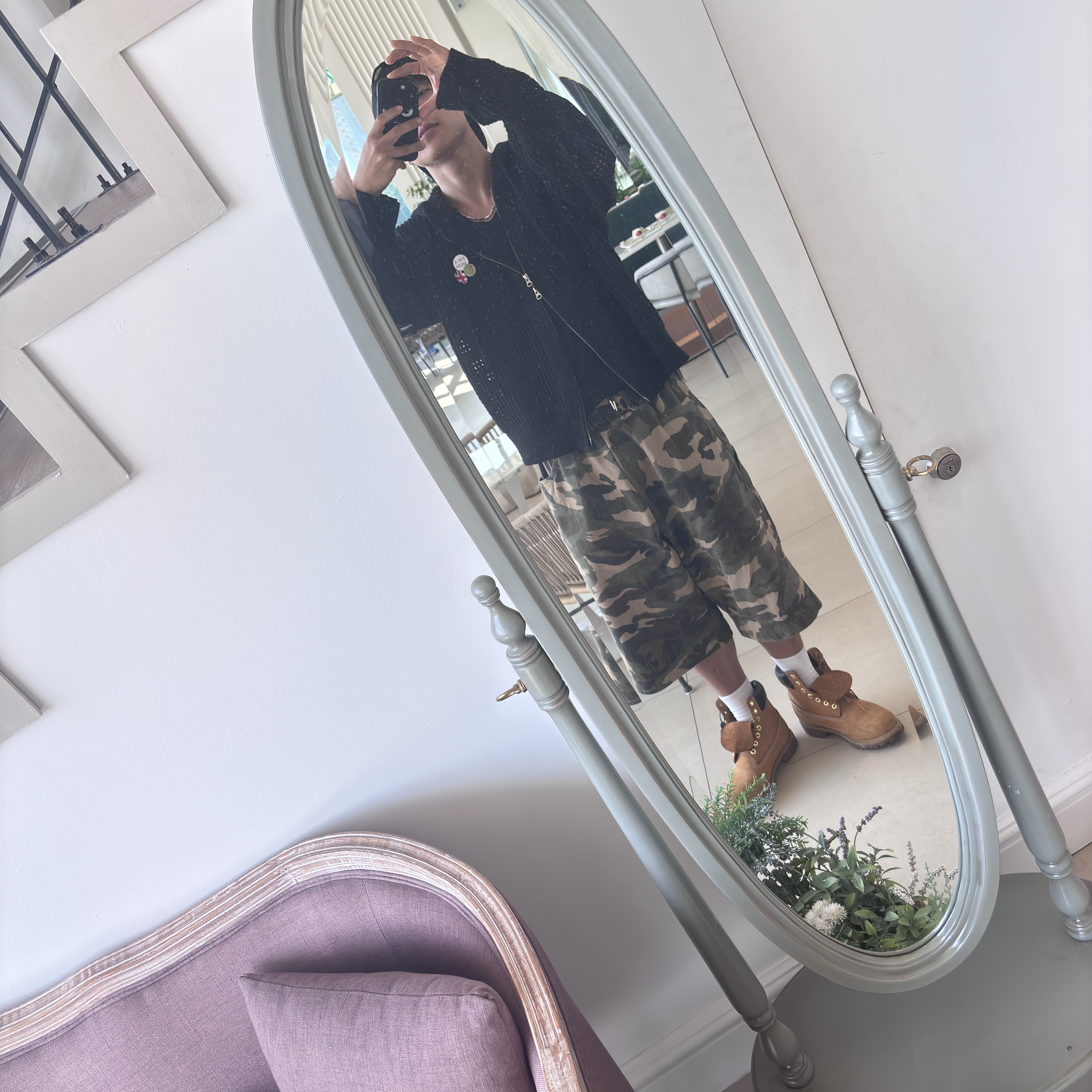 SLOW RECORD HOUSE Carpenter Bermuda Wide Camo Pants Vintage Green 착용 스타일