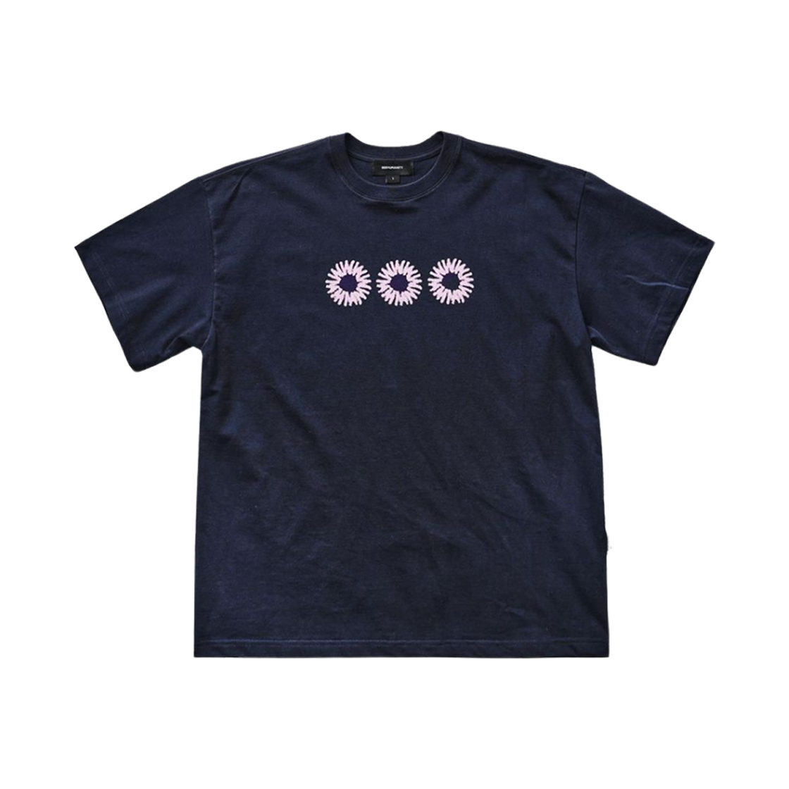 999휴머니티 x 락피쉬 EEE 로고 티셔츠 다크 네이비(999Humanity x Rockfish EEE Logo T-Shirt Dark Navy)