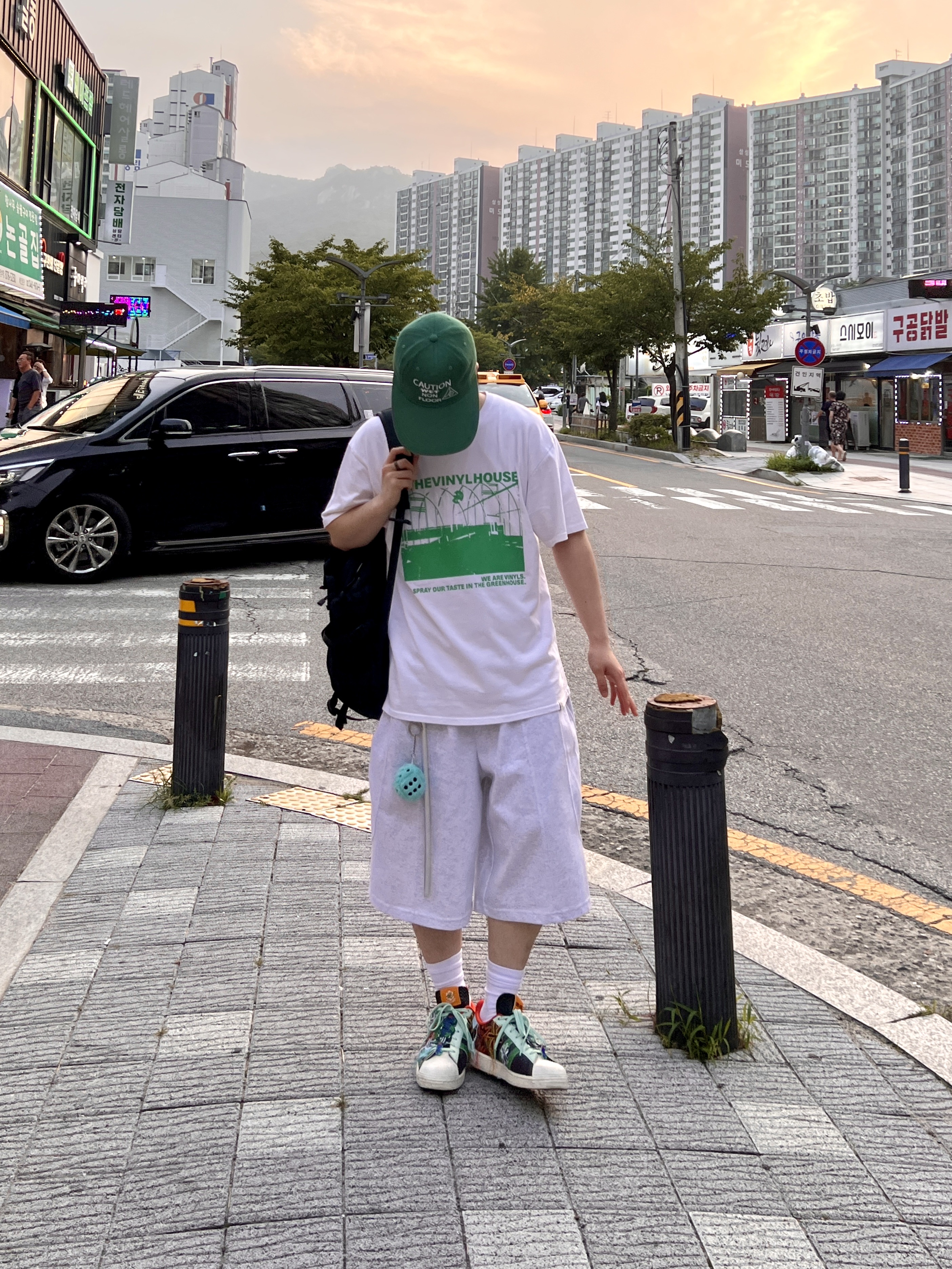 Adidas x Sean Wotherspoon Superstar Superearth Black 착용 스타일 - 1