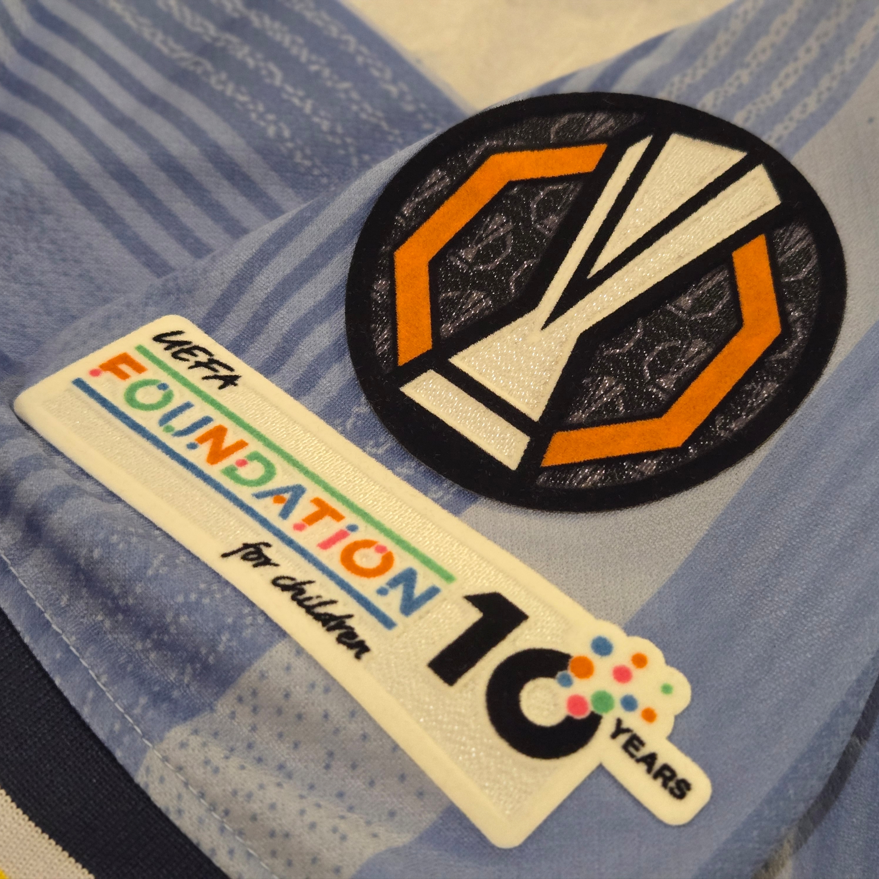Nike Tottenham Hotspur 2024/25 Dri-Fit Stadium Away Jersey Cobalt Bliss (Non Marking Ver.) 착용 스타일 - 2