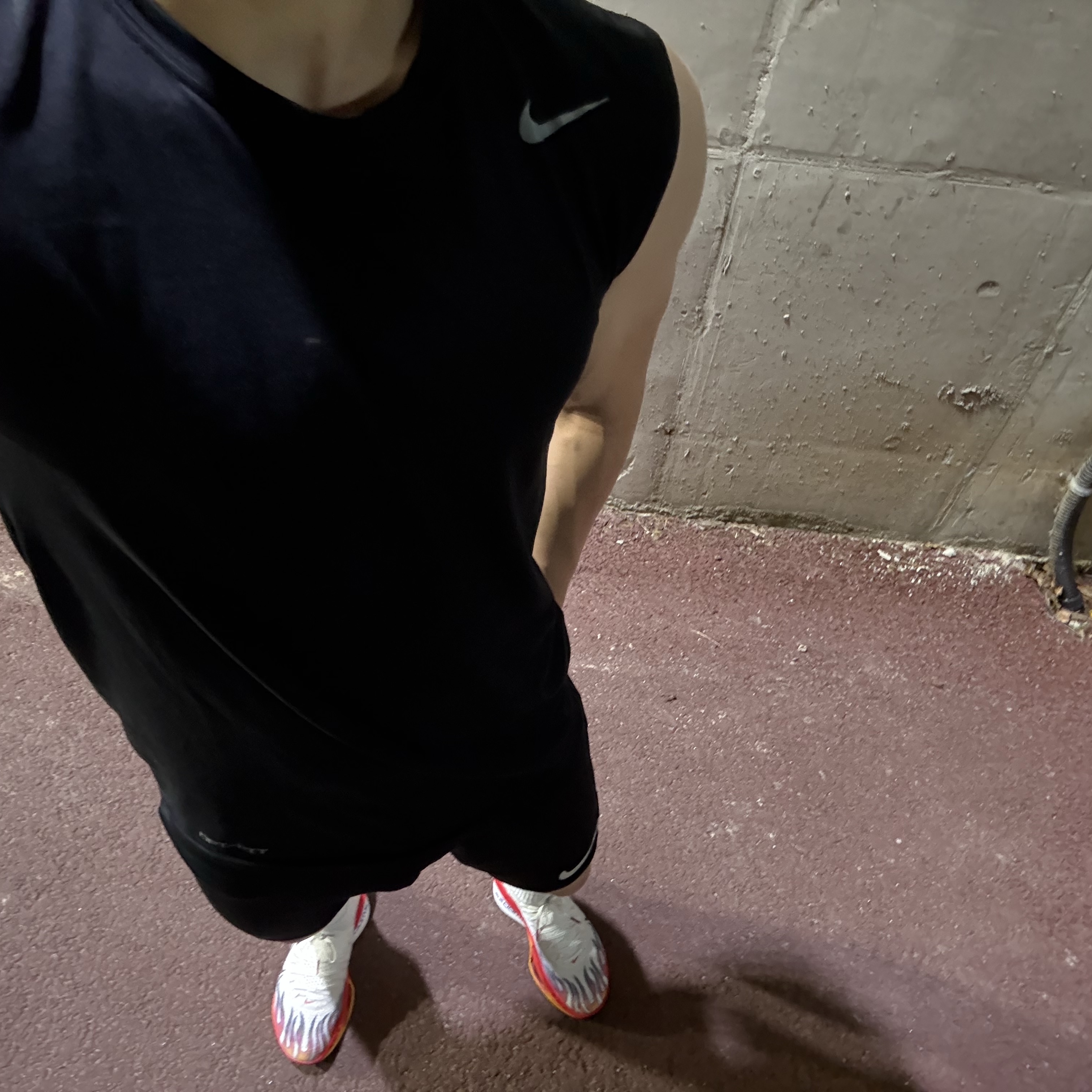 Nike Air Zoom Alphafly Next% 3 PRM White Habanero Red 착용 스타일