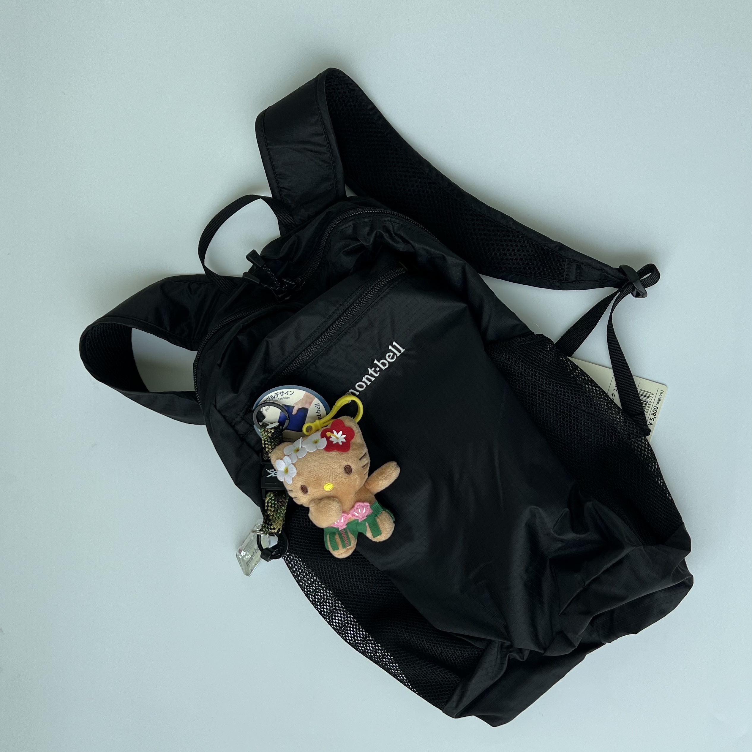 Montbell Pocketable Light Pack 10 Black, Montbell Pocketable Light Pack 10 Black 착용 스타일 - 1