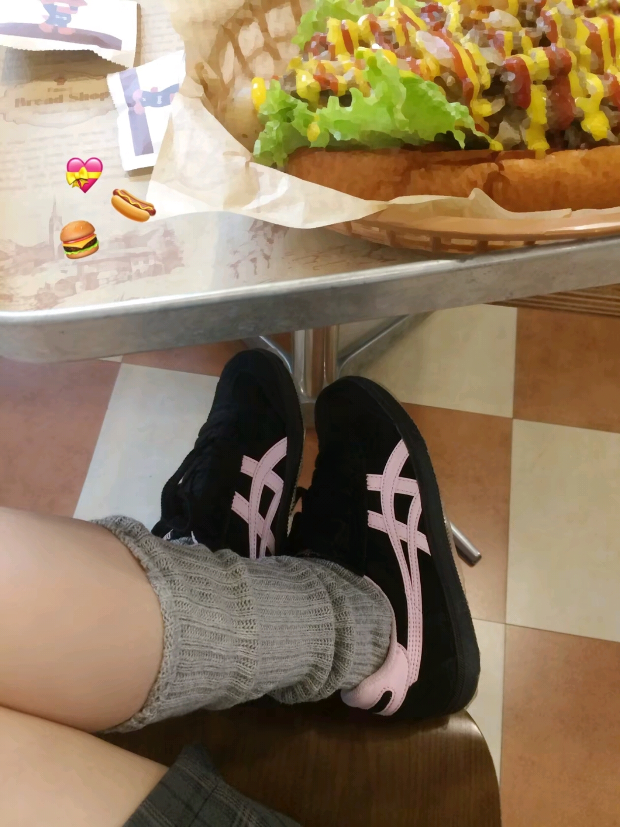 (W) Onitsuka Tiger Tokuten Black Pink 착용 스타일 - 4