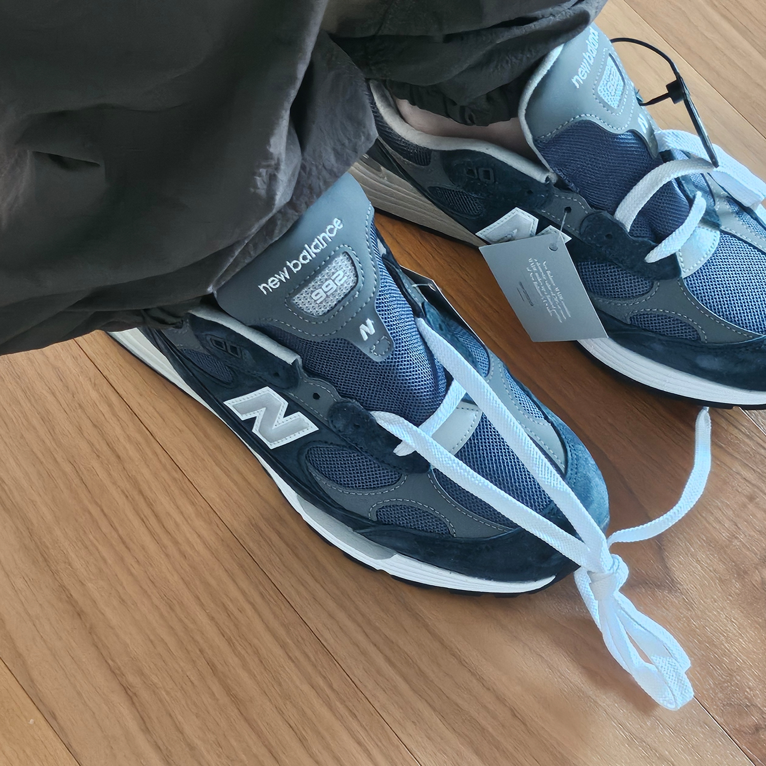 New Balance 992 Made in USA Core Navy 착용 스타일