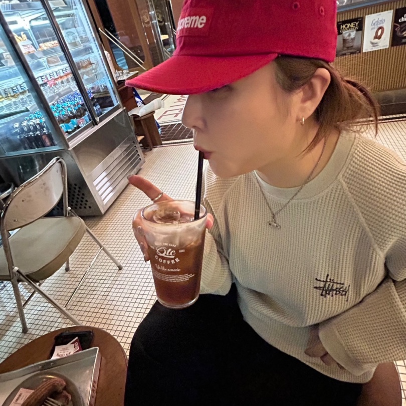 Supreme Washed Chino Twill Camp Cap Red - 25SS, Stussy Raglan Thermal LS Crew Bone 착용 스타일