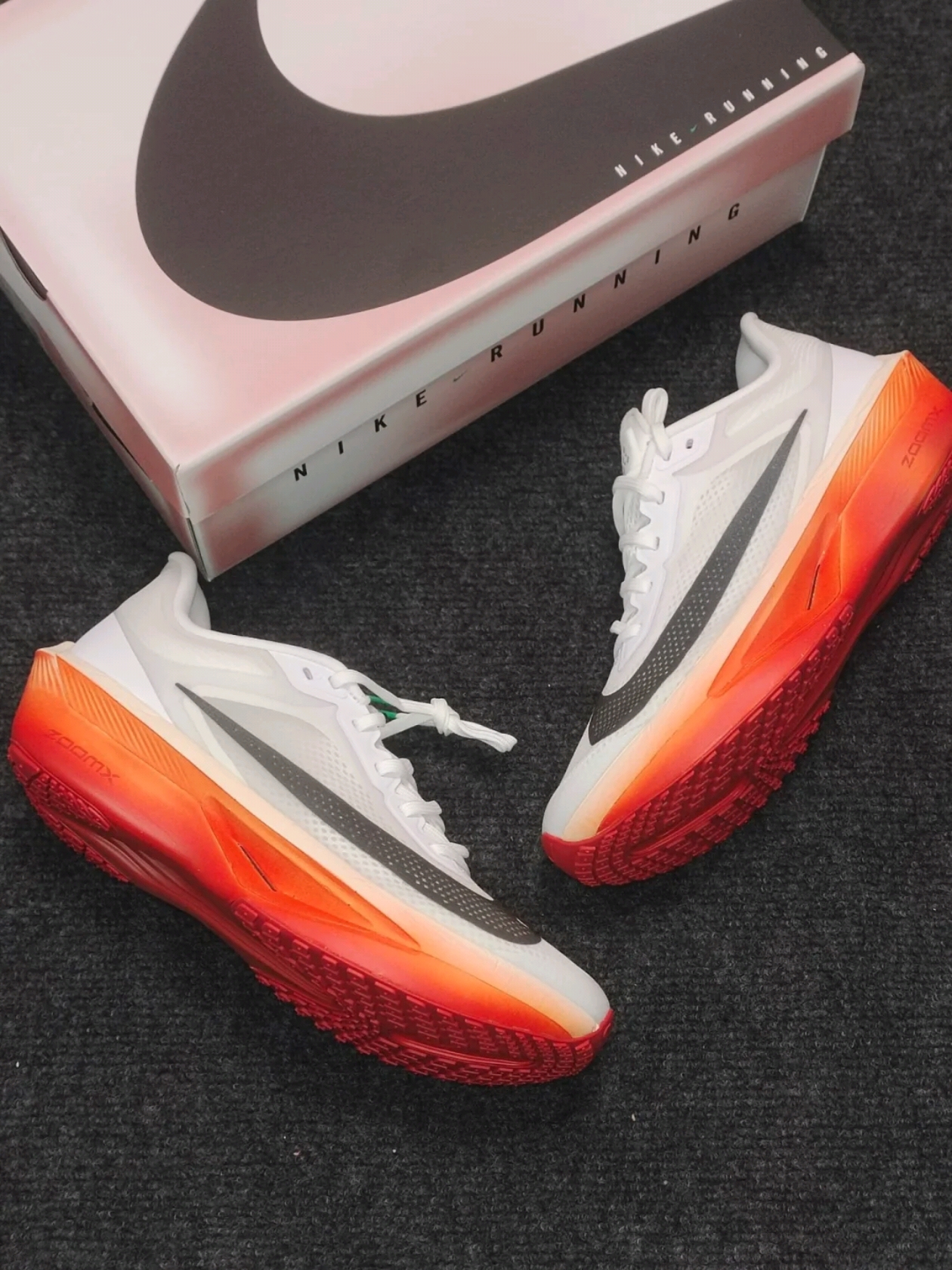 Nike Zoom Fly 6 Eliud Kipchoge 착용 스타일 - 1