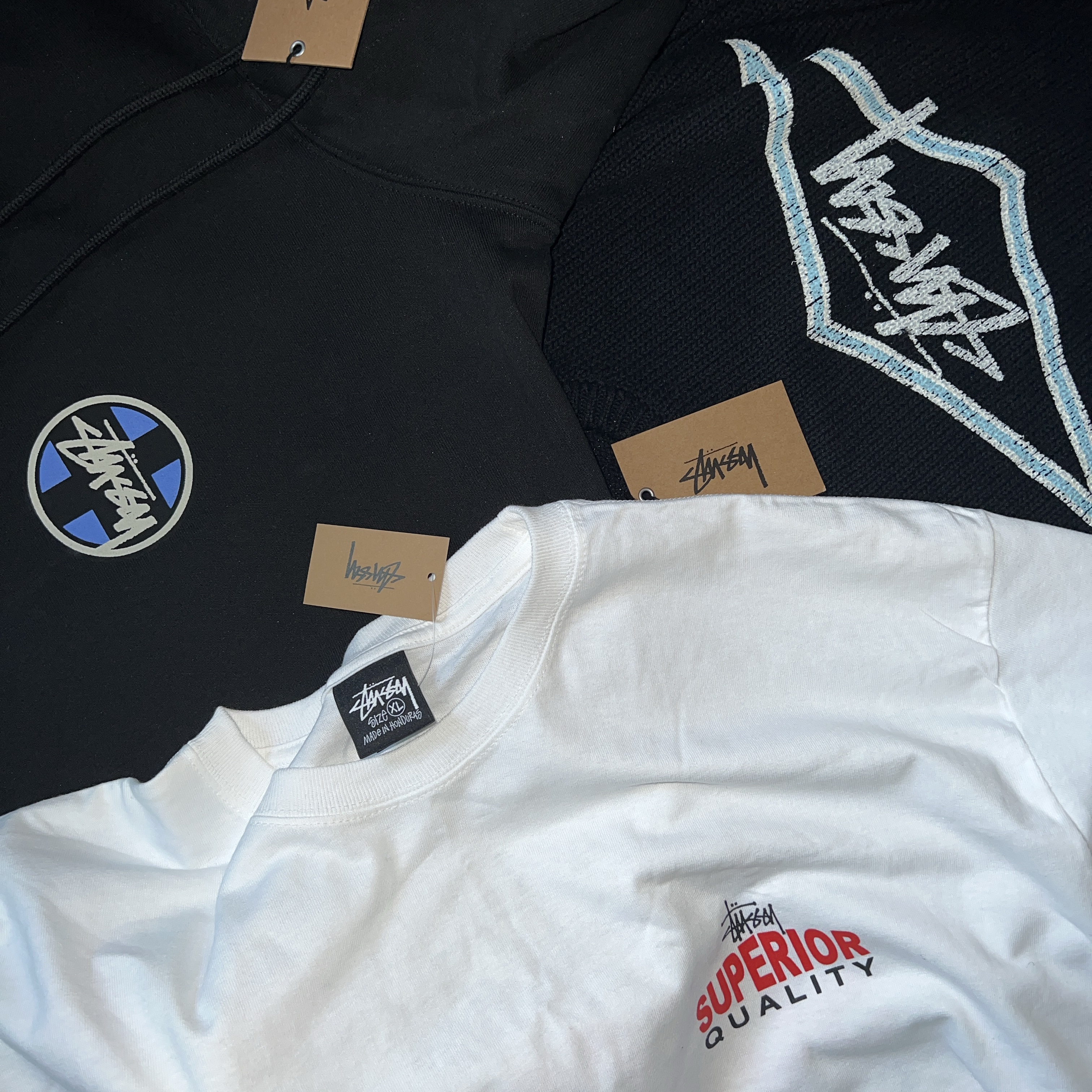 Stussy Cross Dot Hoodie Black, Stussy Superior Quality T-Shirt White 착용 스타일