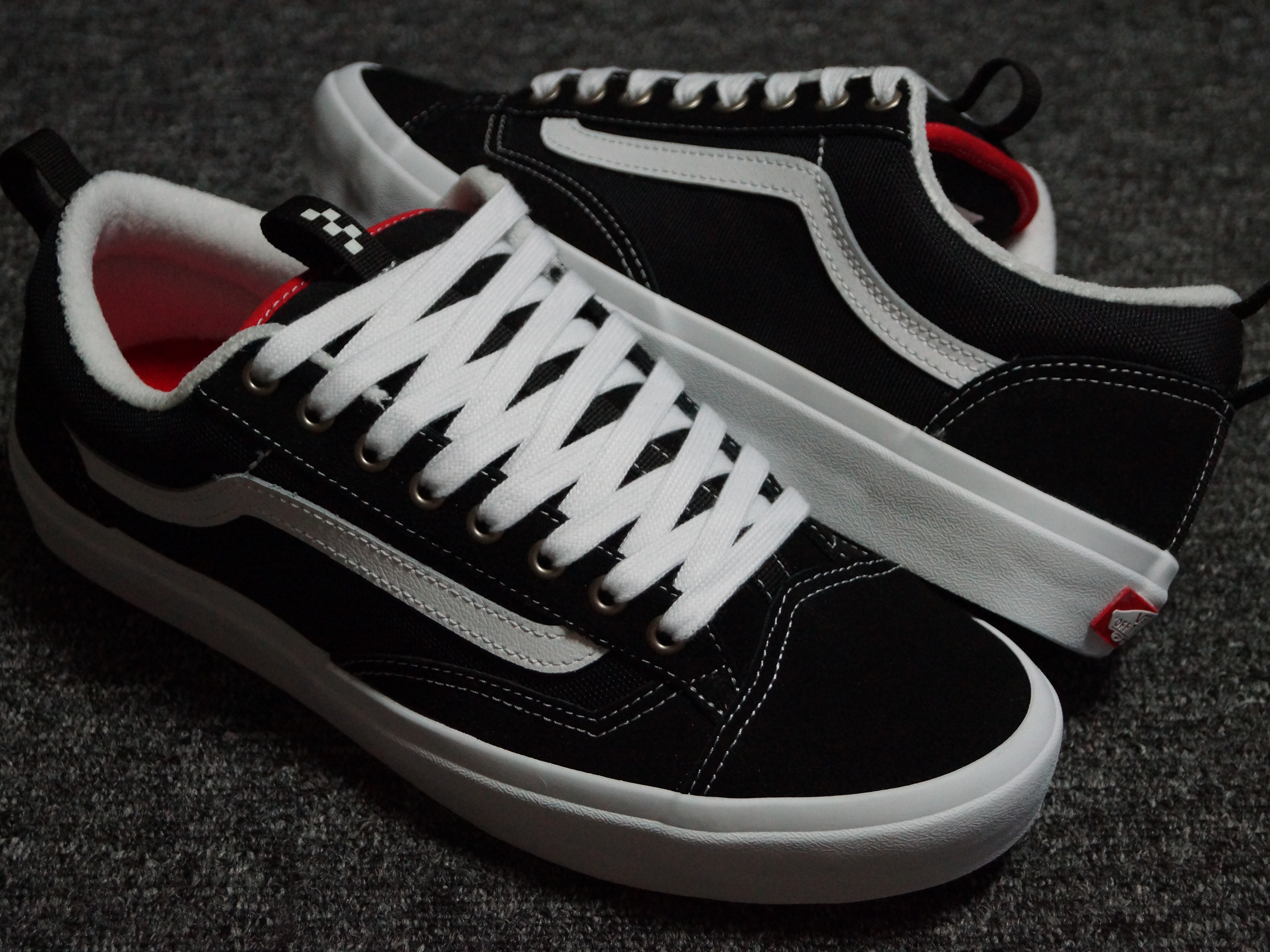 Vans Skate Old Skool 36+ Black White 착용 스타일